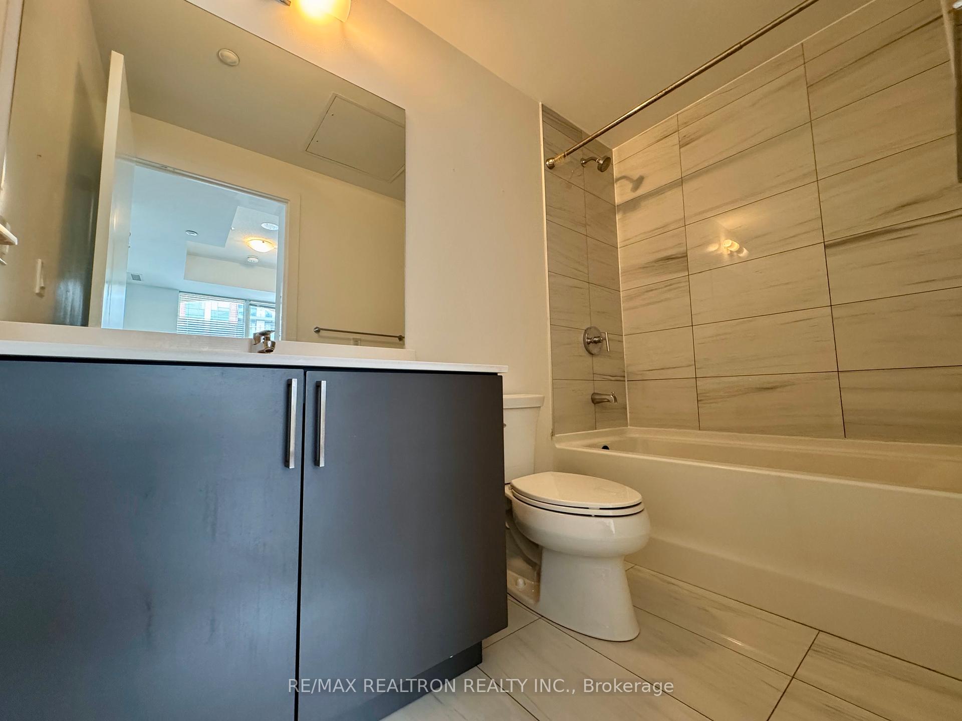 Photo 5 of Unit 222E, 278 Buchanan Drive, Markham, Unionville — HOMEH