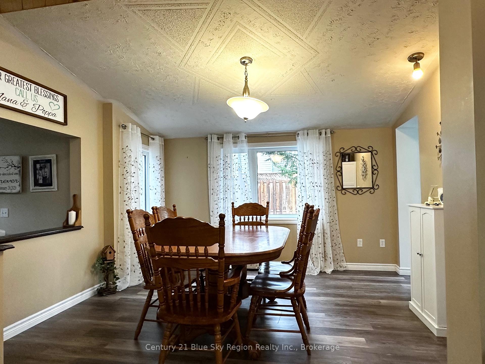 Photo 6 of 1065 James Street, Mattawa — HOMEH