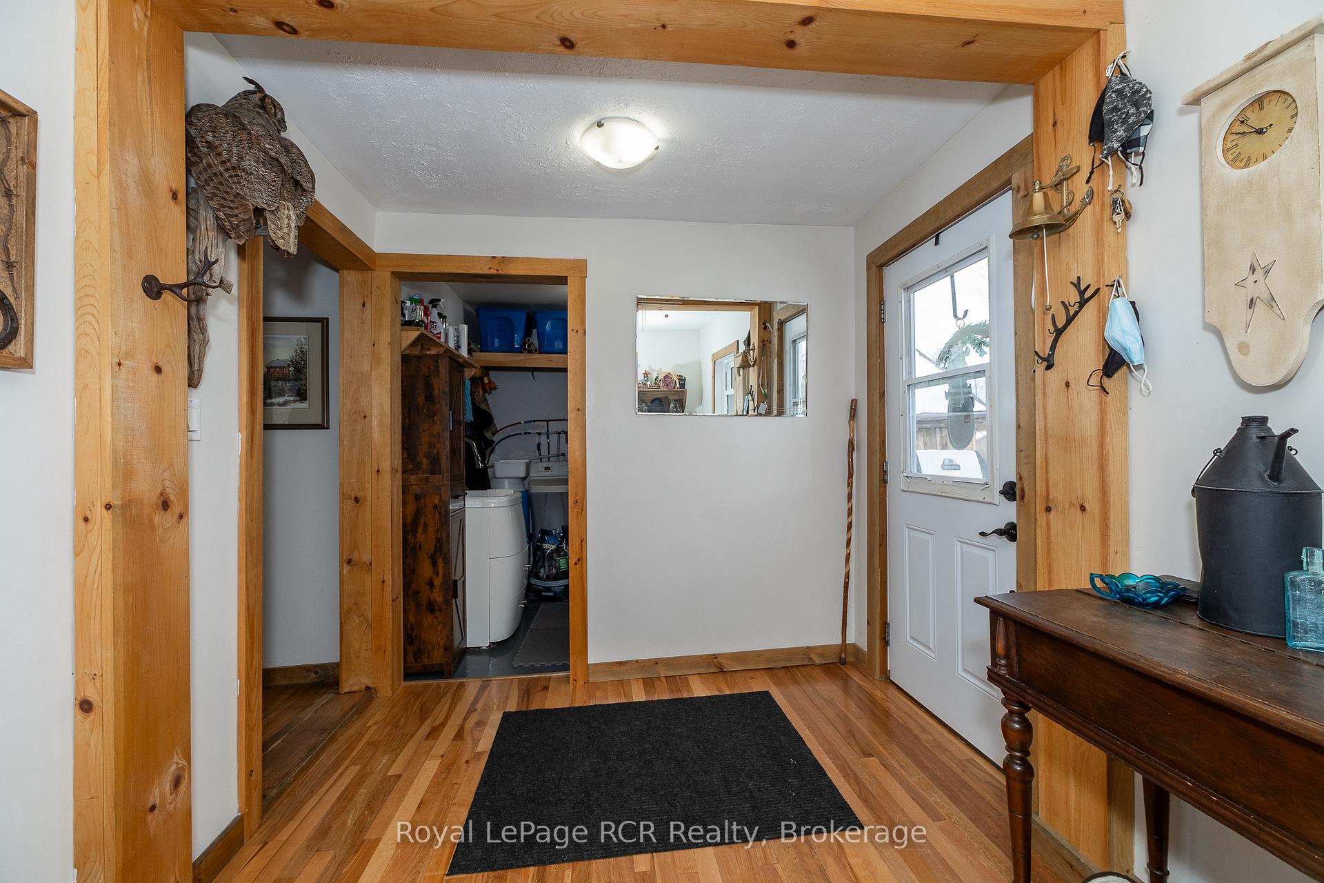 Photo 4 of 206 Crawford Road, Chatsworth — HOMEH
