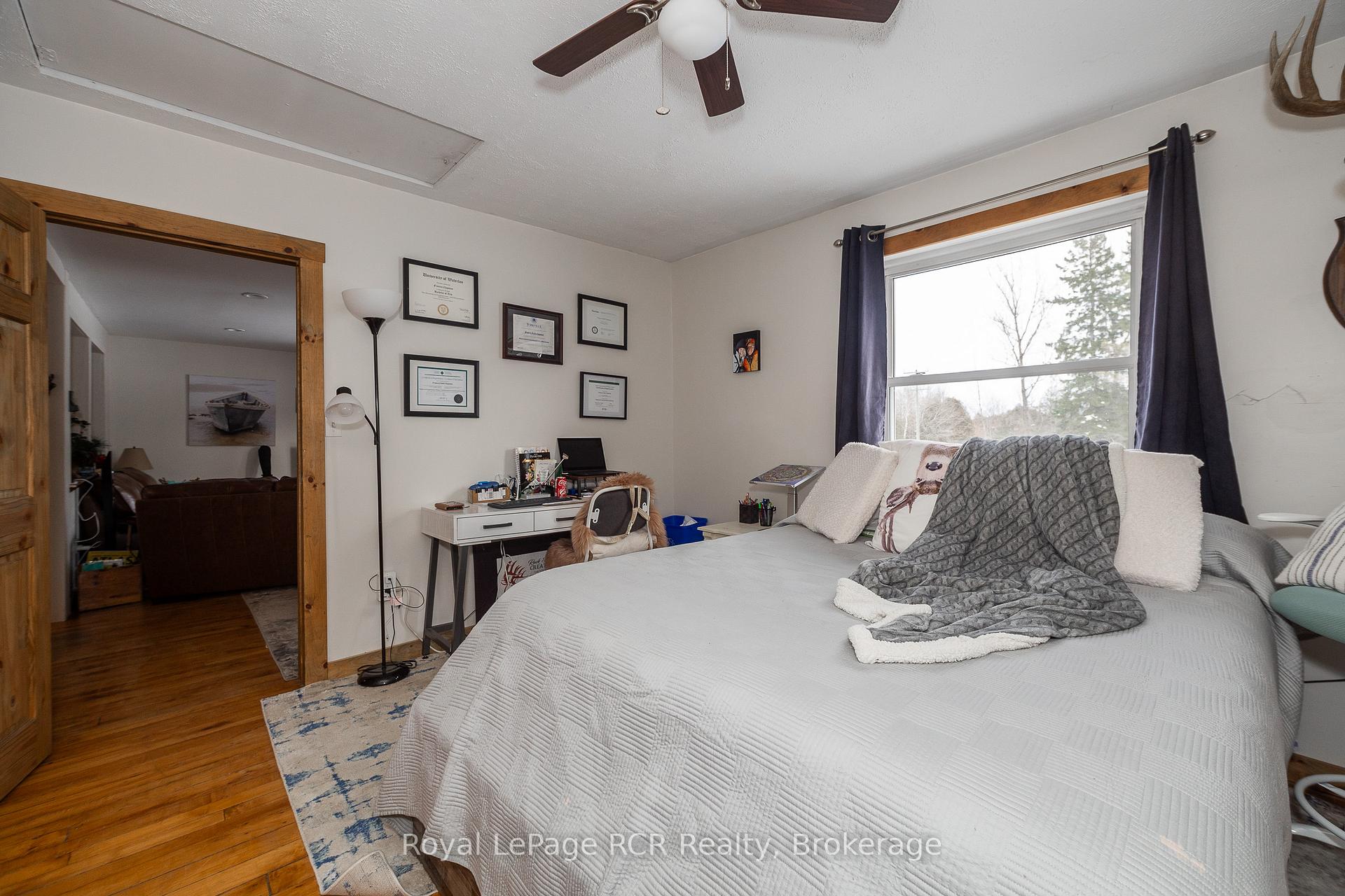 Photo 15 of 206 Crawford Road, Chatsworth — HOMEH