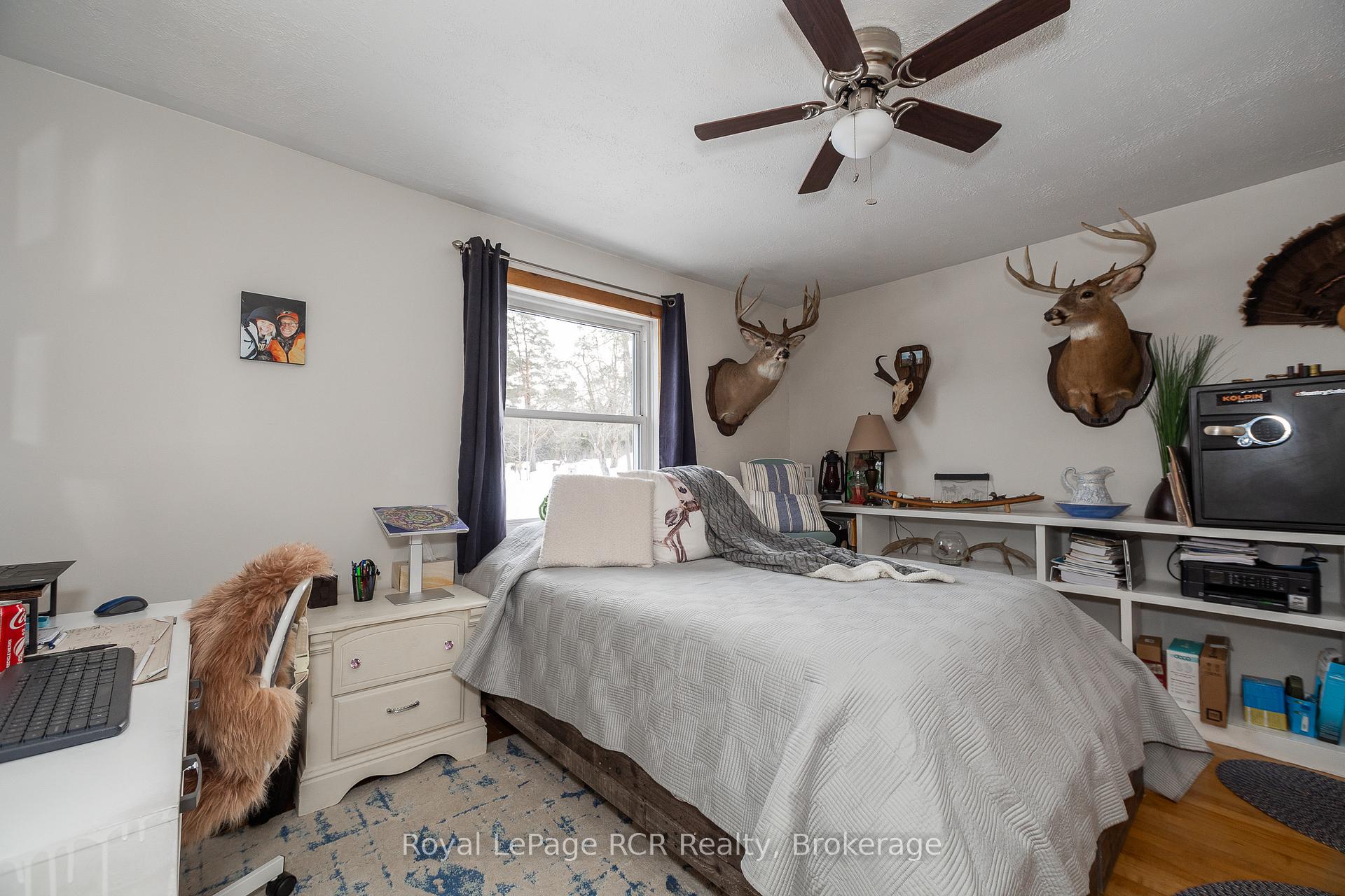 Photo 16 of 206 Crawford Road, Chatsworth — HOMEH