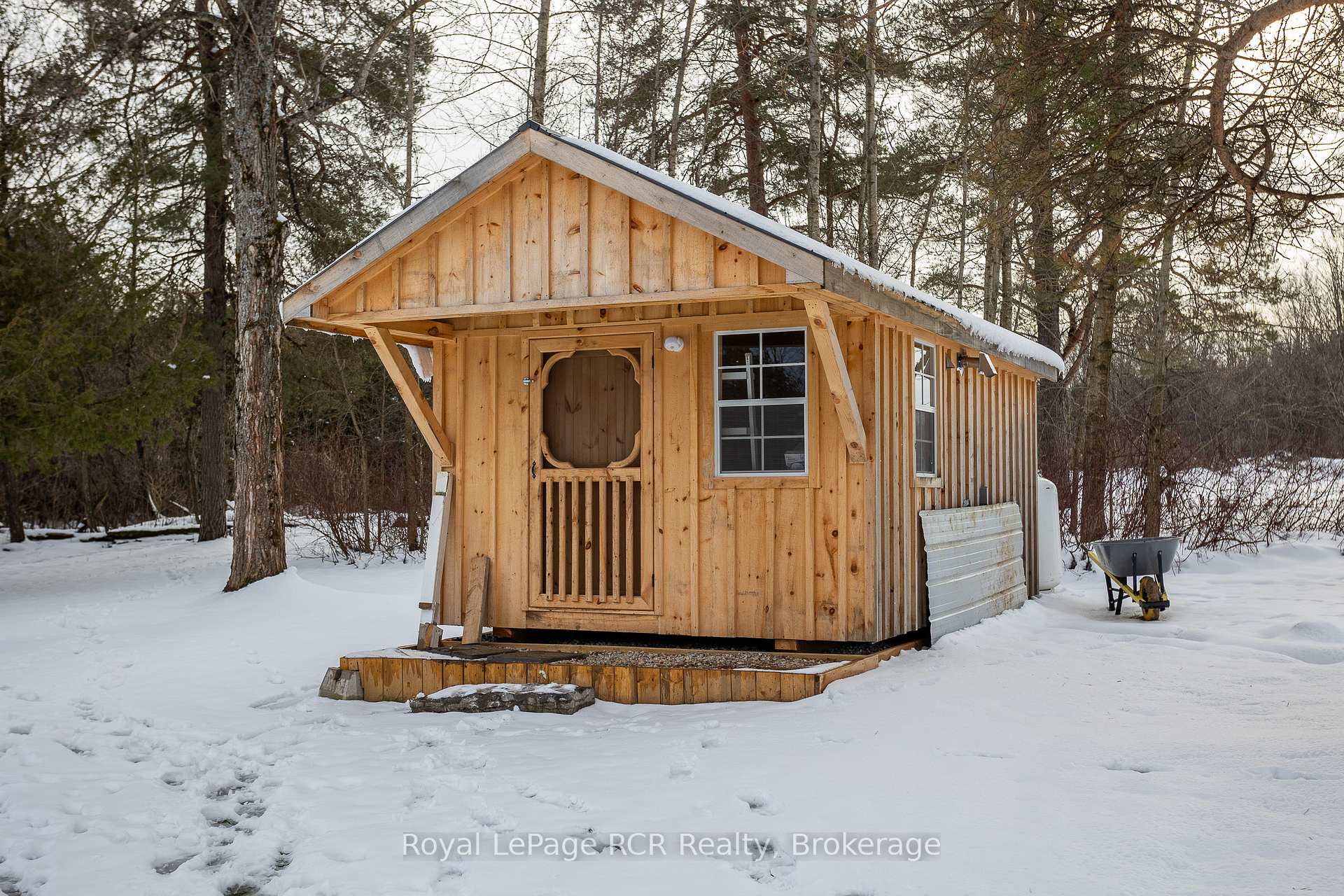 Photo 24 of 206 Crawford Road, Chatsworth — HOMEH