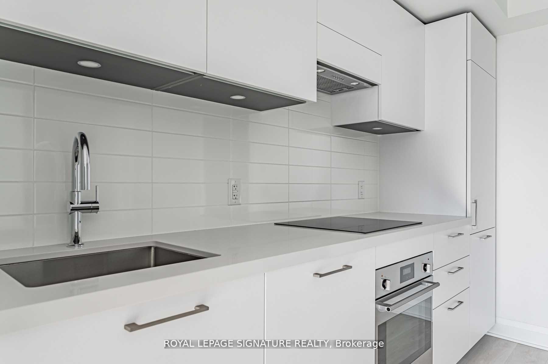 Photo 4 of Unit 310, 33 Frederick Todd Way, Toronto, Thorncliffe Park — HOMEH