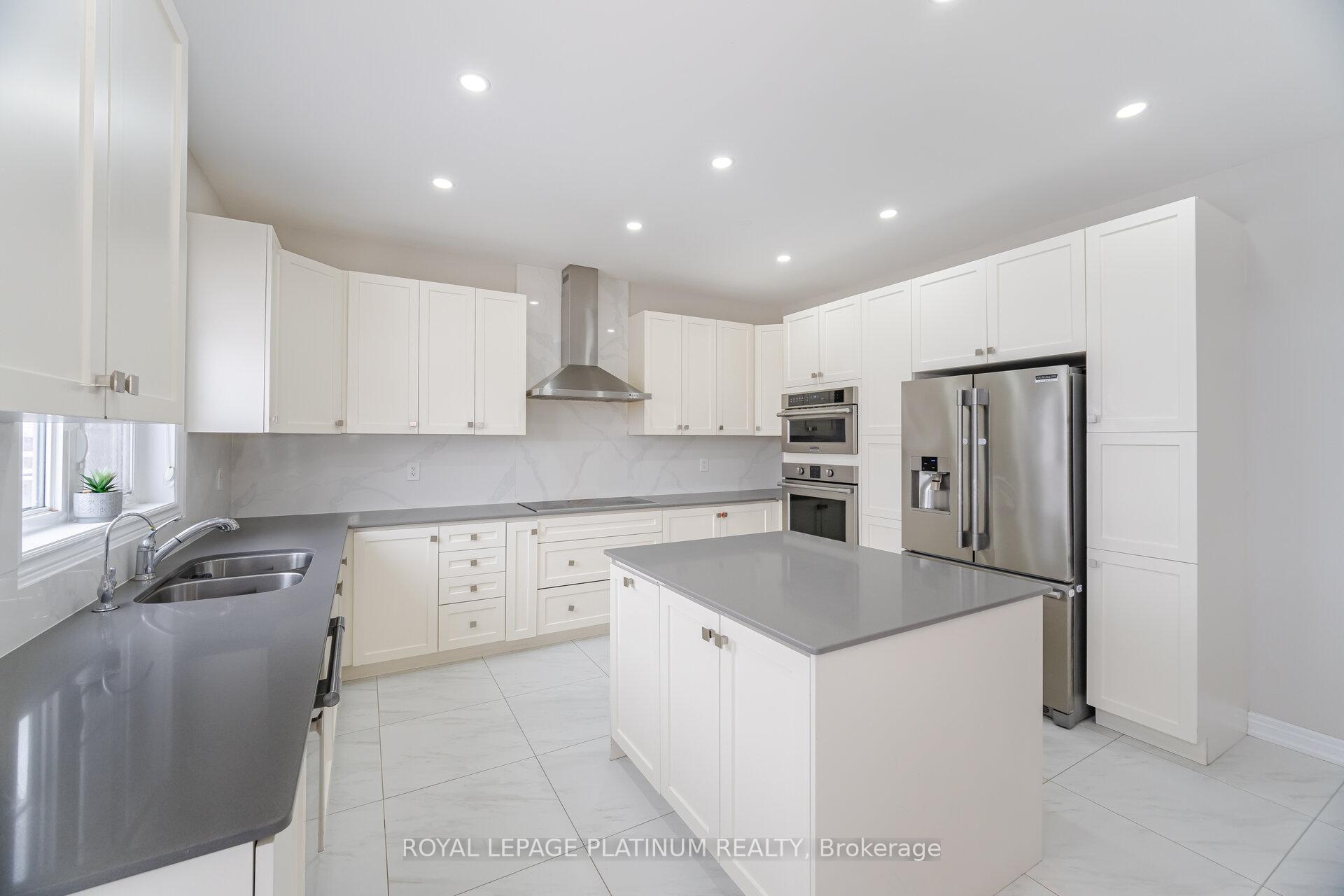 Photo 6 of 21 Smallwood Road, Brampton, Northwest Brampton — HOMEH