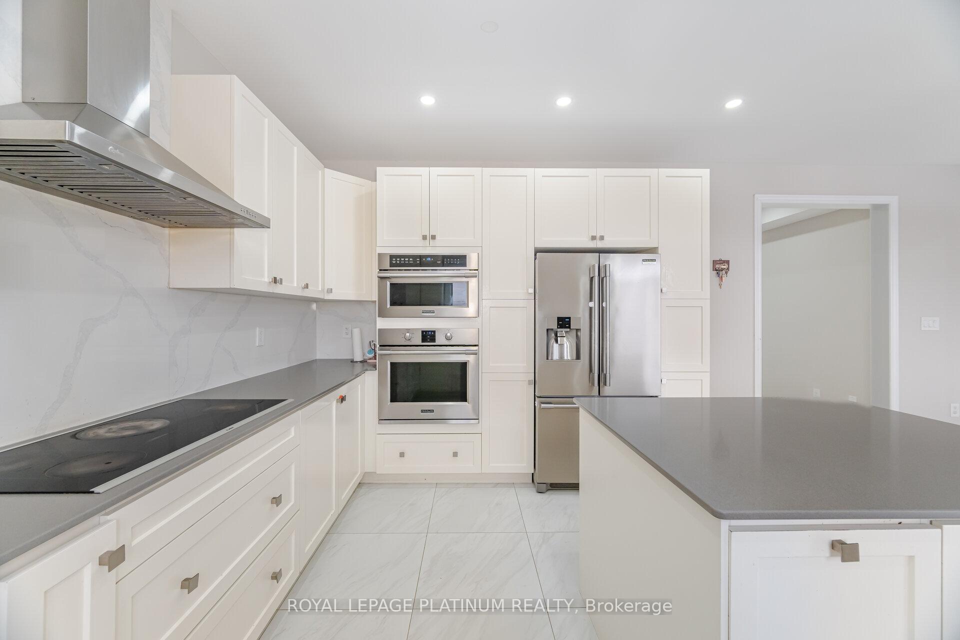 Photo 22 of 21 Smallwood Road, Brampton, Northwest Brampton — HOMEH