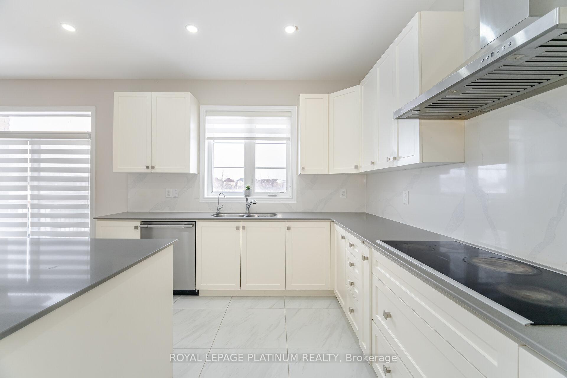 Photo 14 of 21 Smallwood Road, Brampton, Northwest Brampton — HOMEH