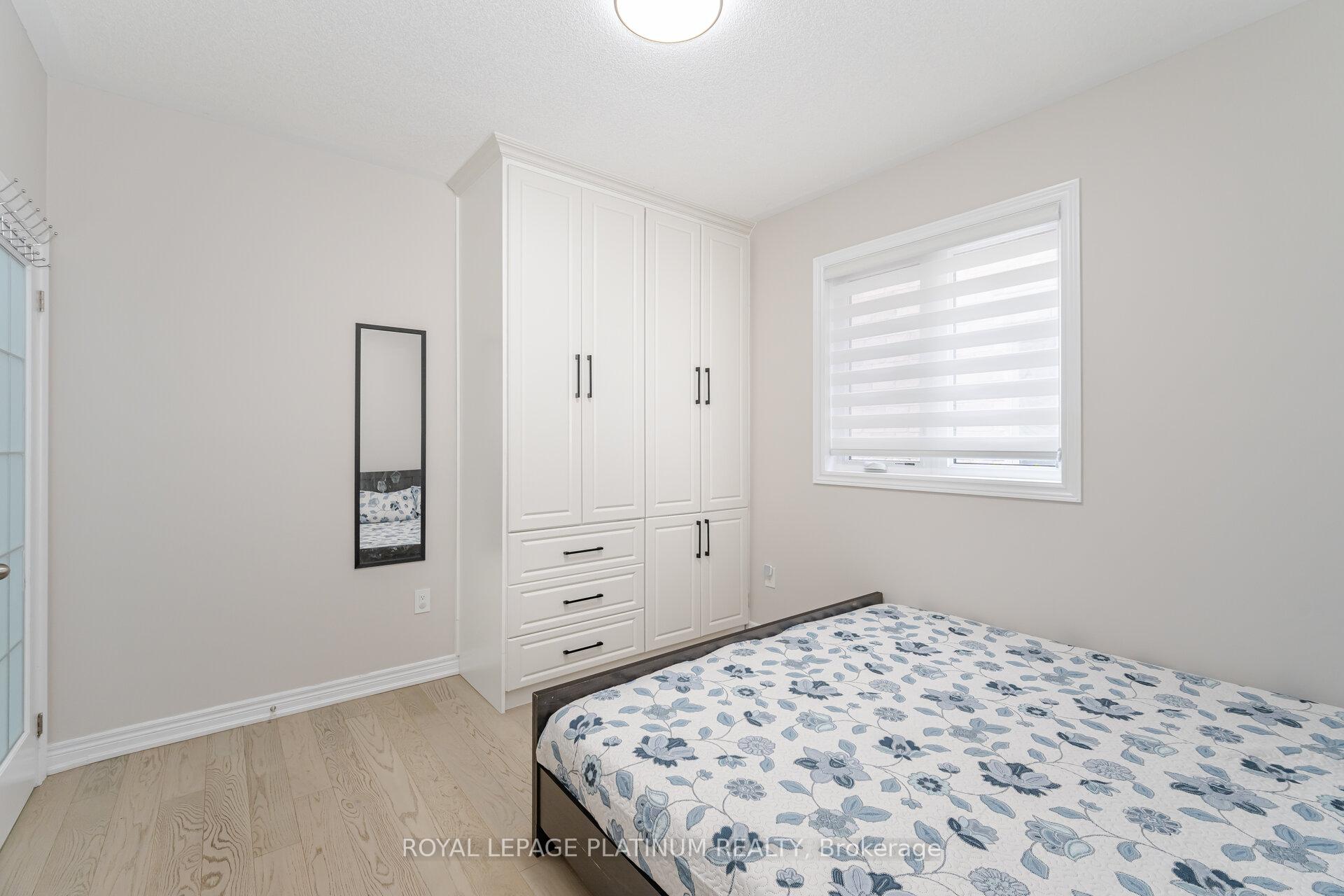 Photo 5 of 21 Smallwood Road, Brampton, Northwest Brampton — HOMEH