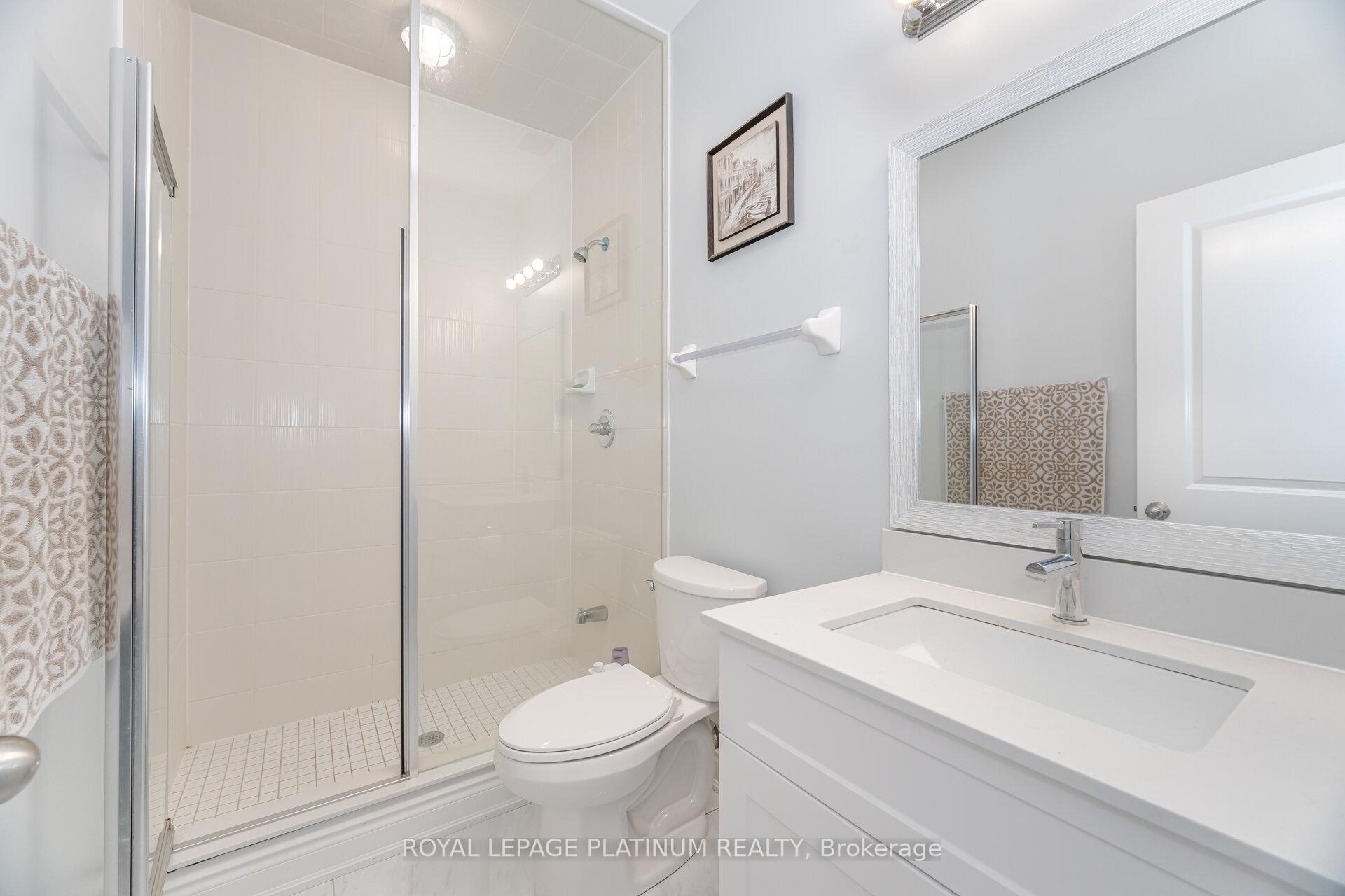 Photo 4 of 21 Smallwood Road, Brampton, Northwest Brampton — HOMEH
