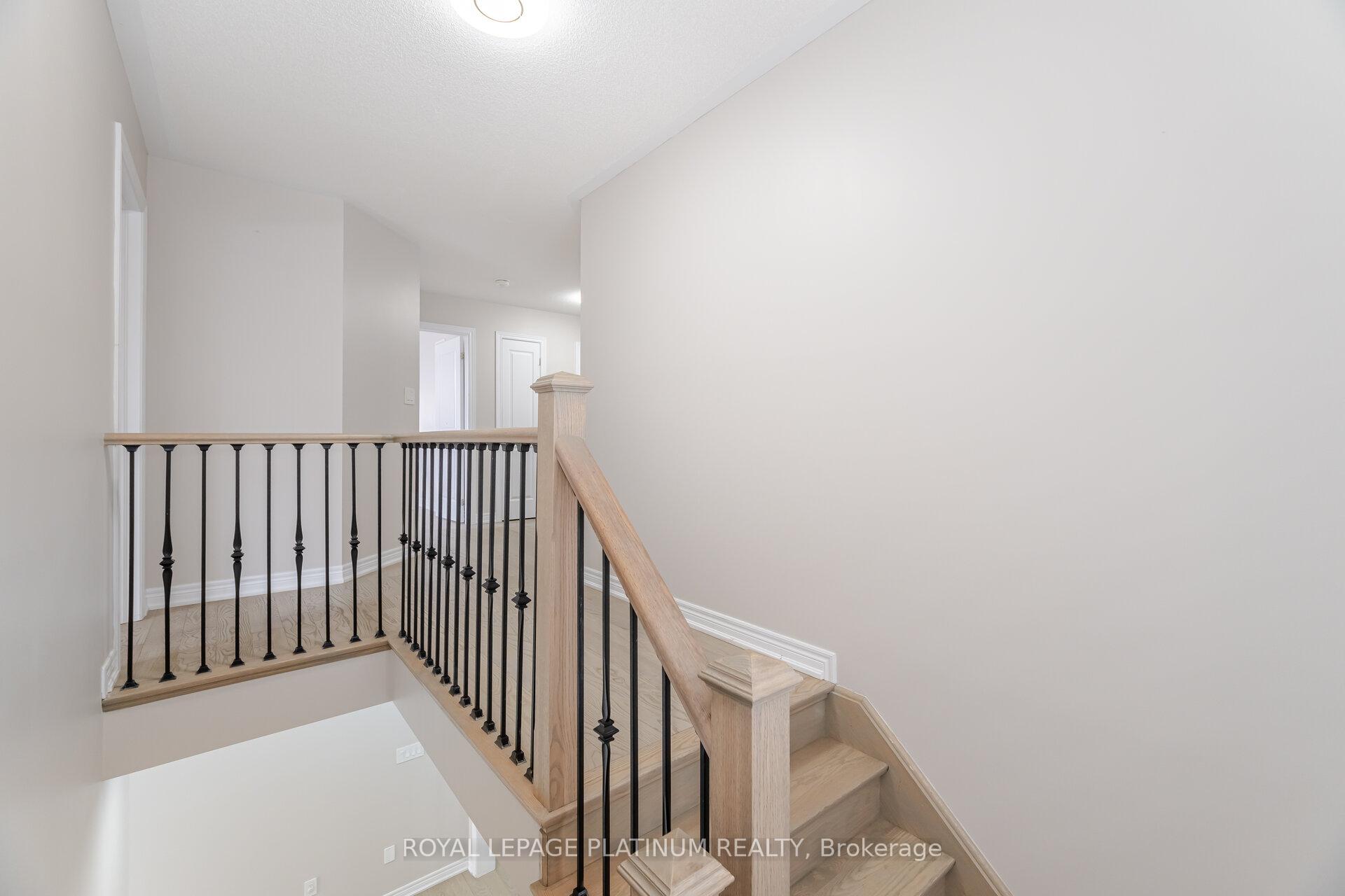 Photo 17 of 21 Smallwood Road, Brampton, Northwest Brampton — HOMEH
