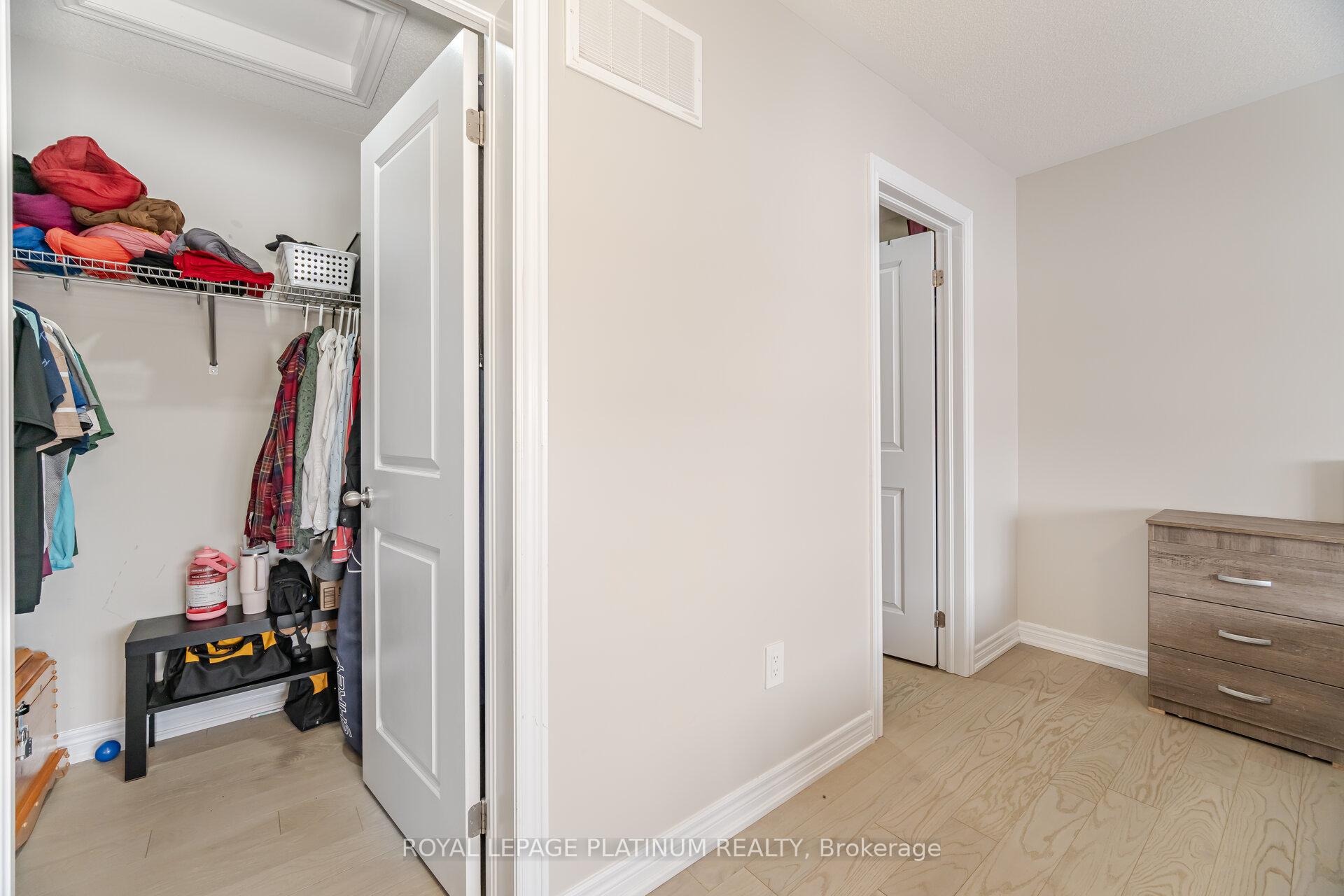 Photo 18 of 21 Smallwood Road, Brampton, Northwest Brampton — HOMEH