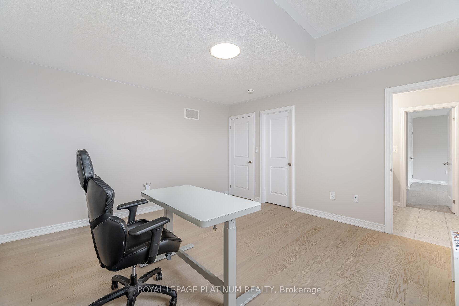 Photo 38 of 21 Smallwood Road, Brampton, Northwest Brampton — HOMEH