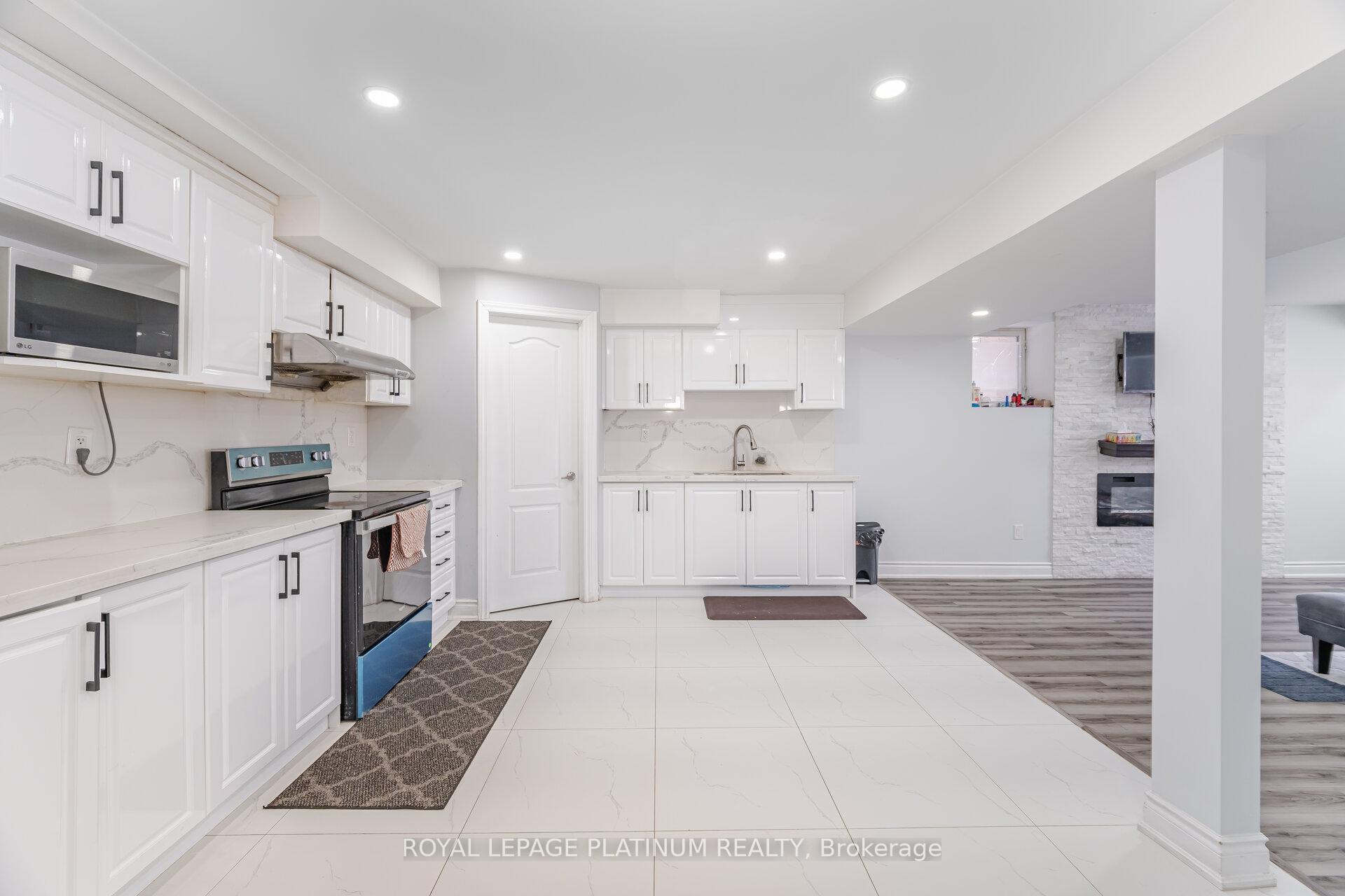 Photo 29 of 21 Smallwood Road, Brampton, Northwest Brampton — HOMEH