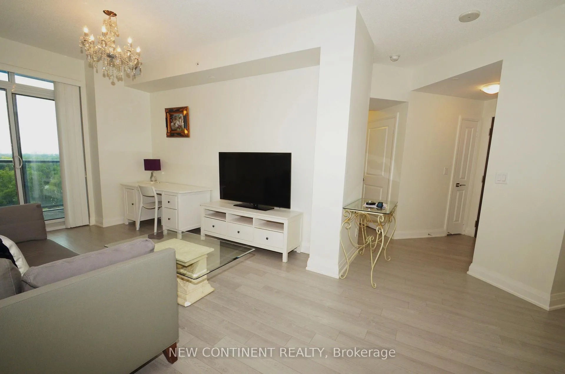 Photo 2 of Unit 838, 7171 Yonge Street, Markham, Grandview — HOMEH