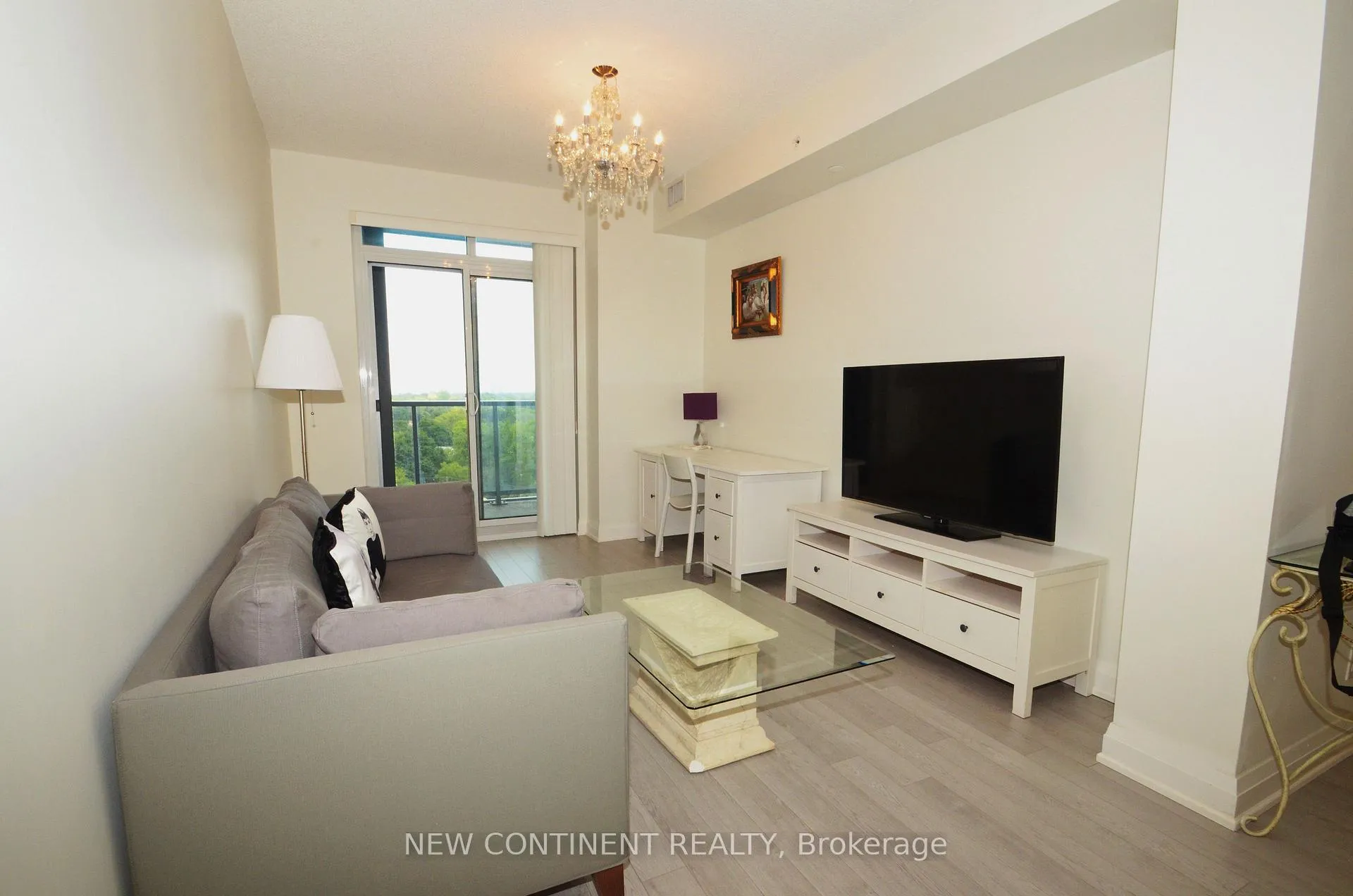 Photo 4 of Unit 838, 7171 Yonge Street, Markham, Grandview — HOMEH