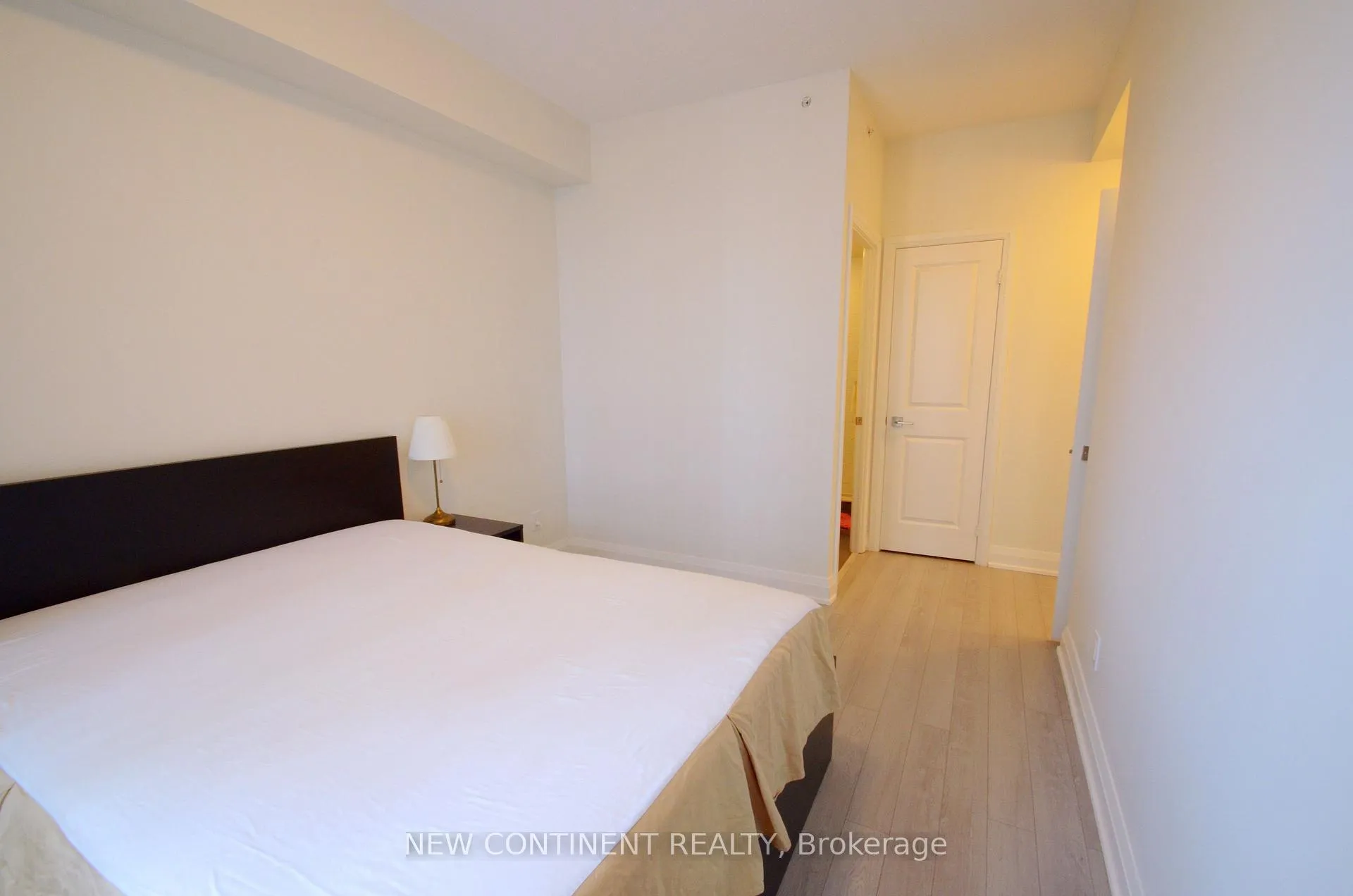 Photo 9 of Unit 838, 7171 Yonge Street, Markham, Grandview — HOMEH