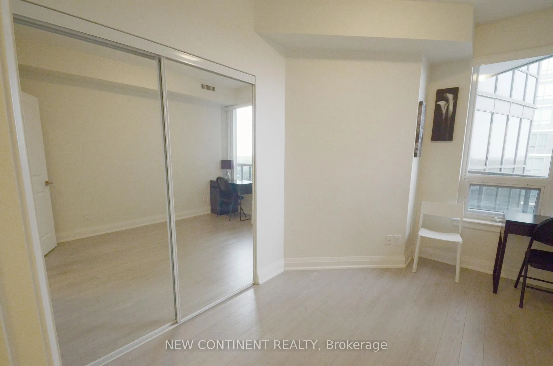 Photo 12 of Unit 838, 7171 Yonge Street, Markham, Grandview — HOMEH