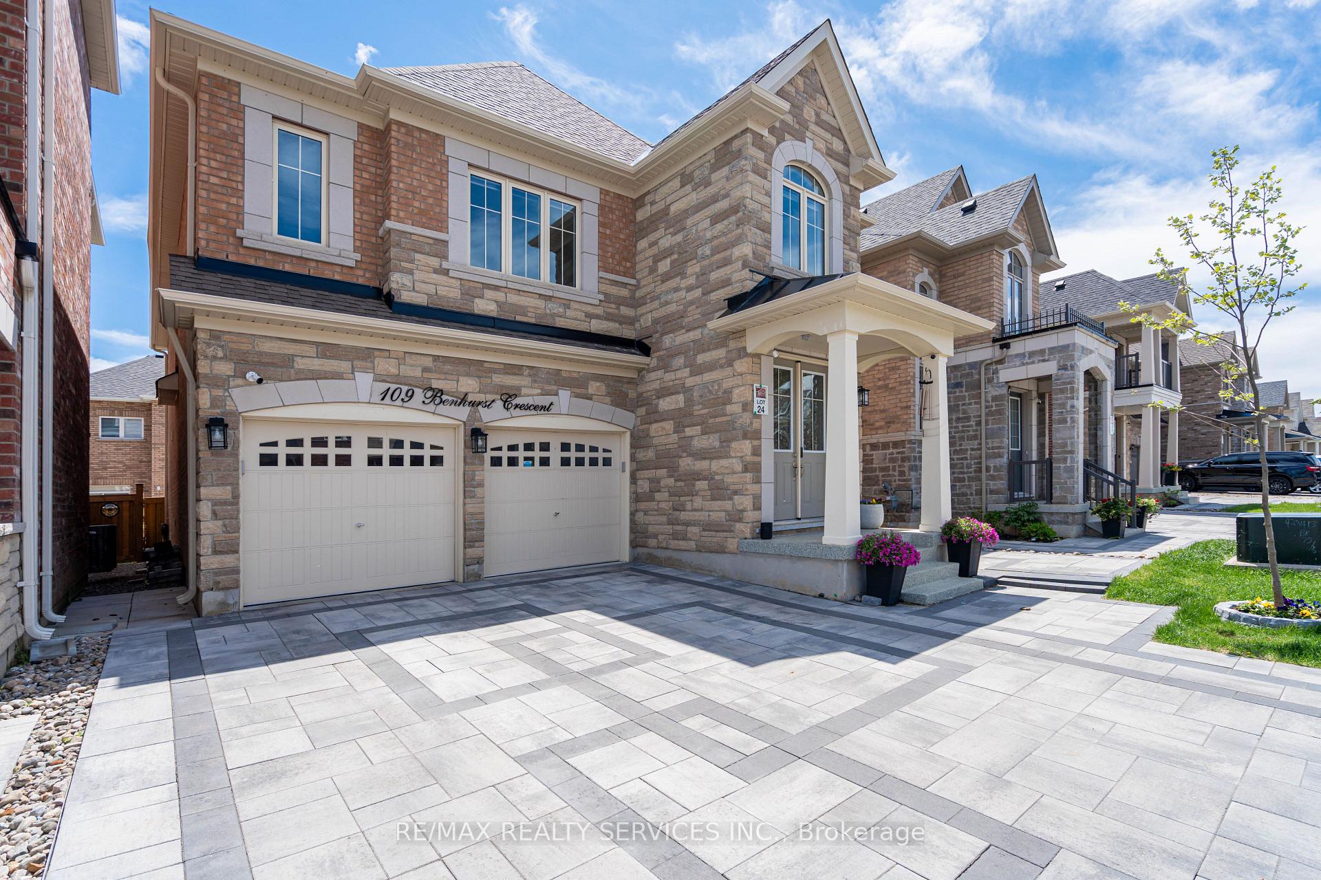 Photo 6 of 109 Benhurst Crescent, Brampton, Northwest Brampton — HOMEH
