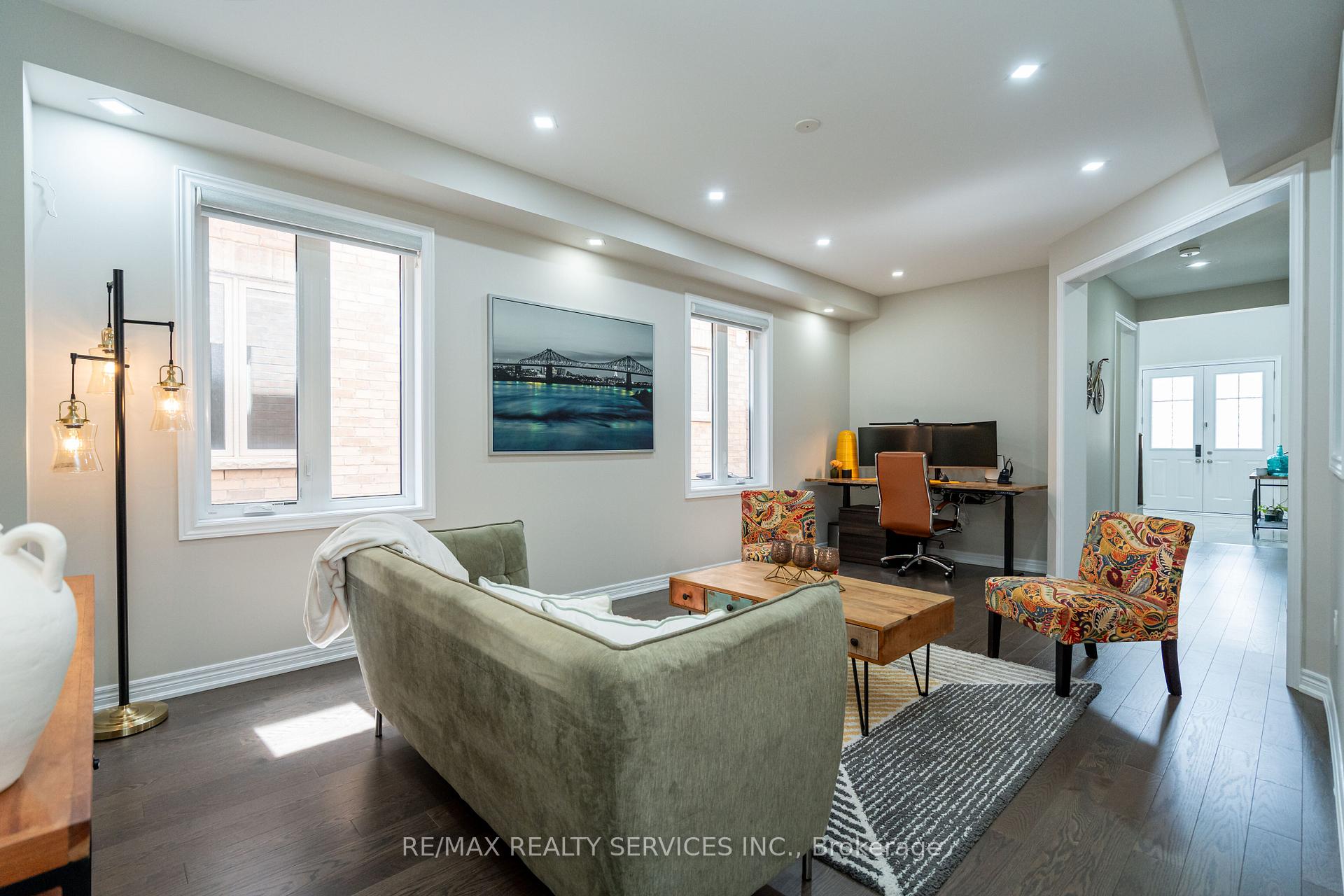 Photo 8 of 109 Benhurst Crescent, Brampton, Northwest Brampton — HOMEH