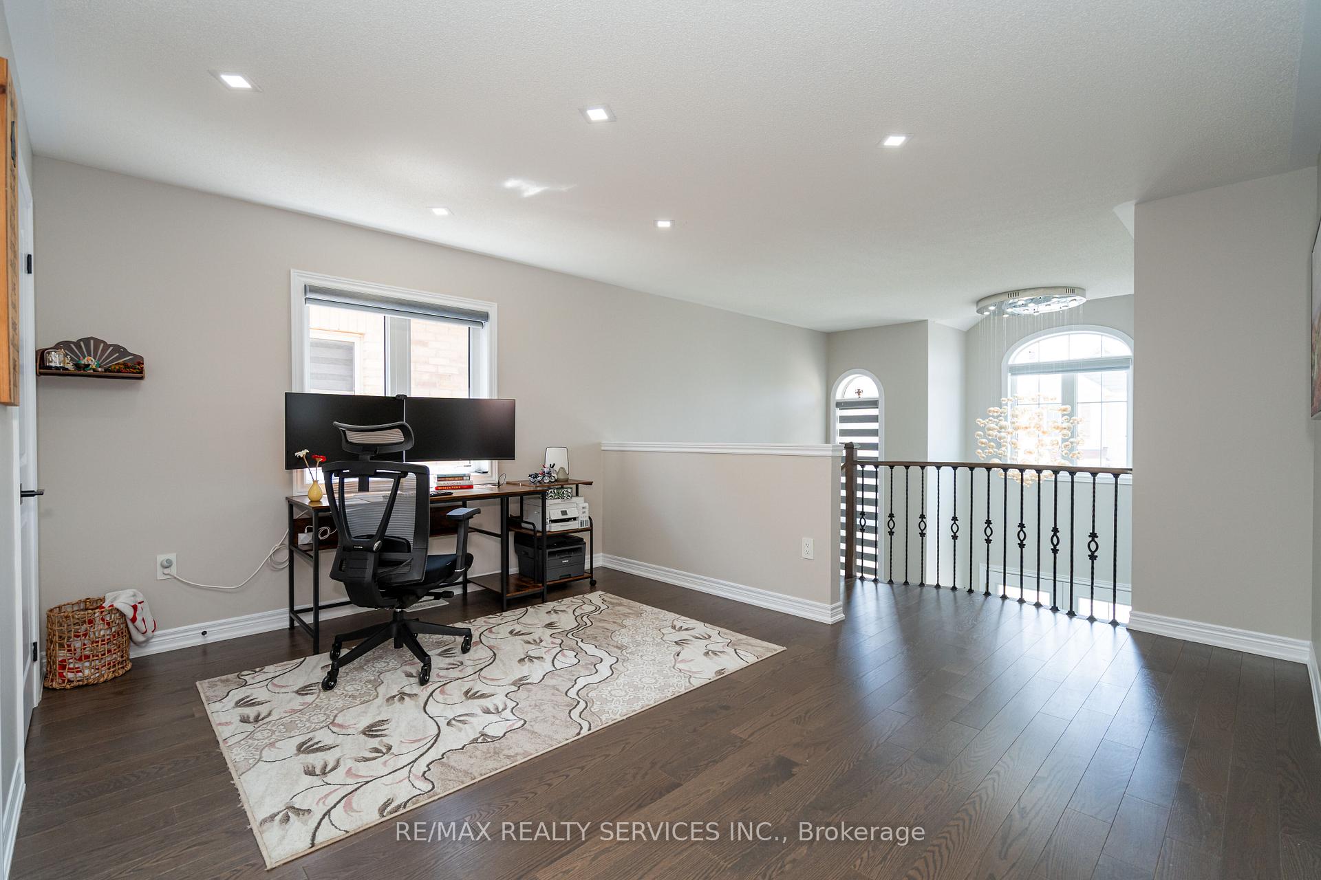 Photo 13 of 109 Benhurst Crescent, Brampton, Northwest Brampton — HOMEH