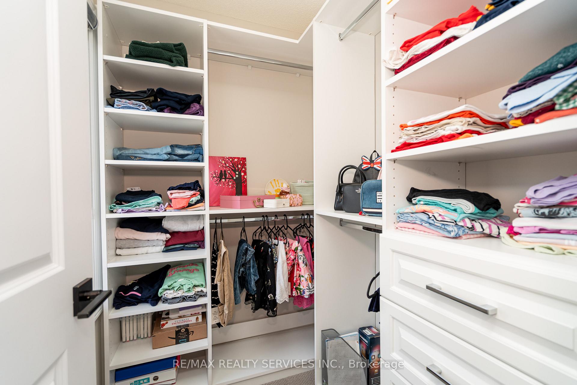 Photo 30 of 109 Benhurst Crescent, Brampton, Northwest Brampton — HOMEH