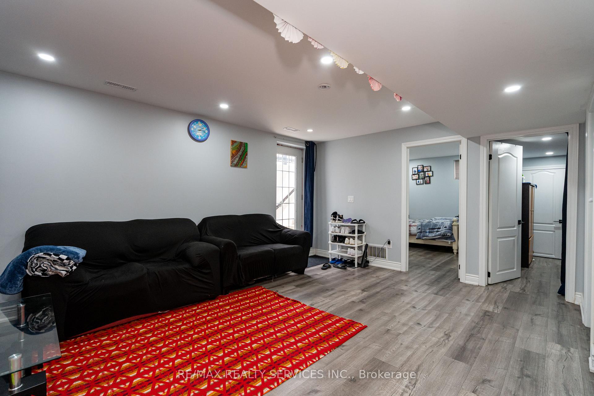 Photo 34 of 109 Benhurst Crescent, Brampton, Northwest Brampton — HOMEH