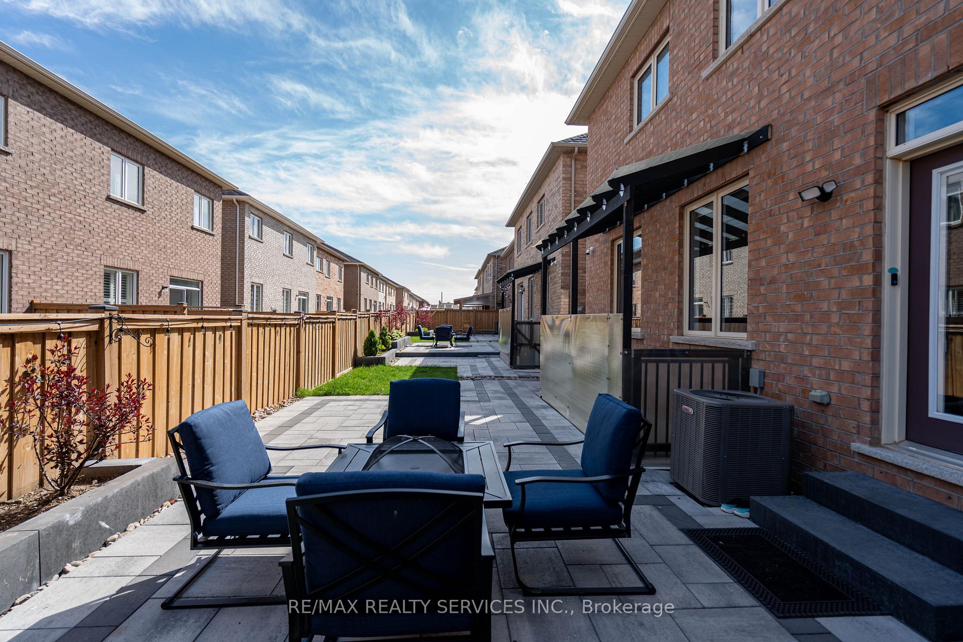 Photo 40 of 109 Benhurst Crescent, Brampton, Northwest Brampton — HOMEH