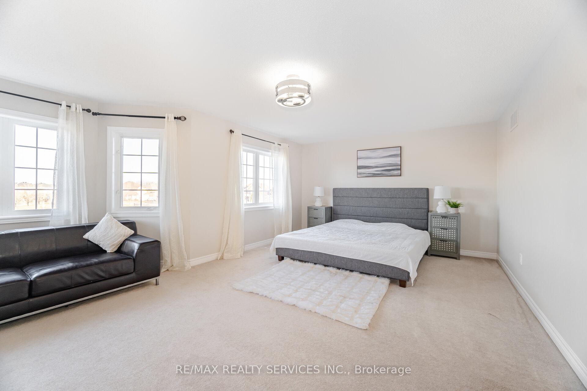 Photo 4 of 9 Watchman Road, Brampton, Bram East — HOMEH