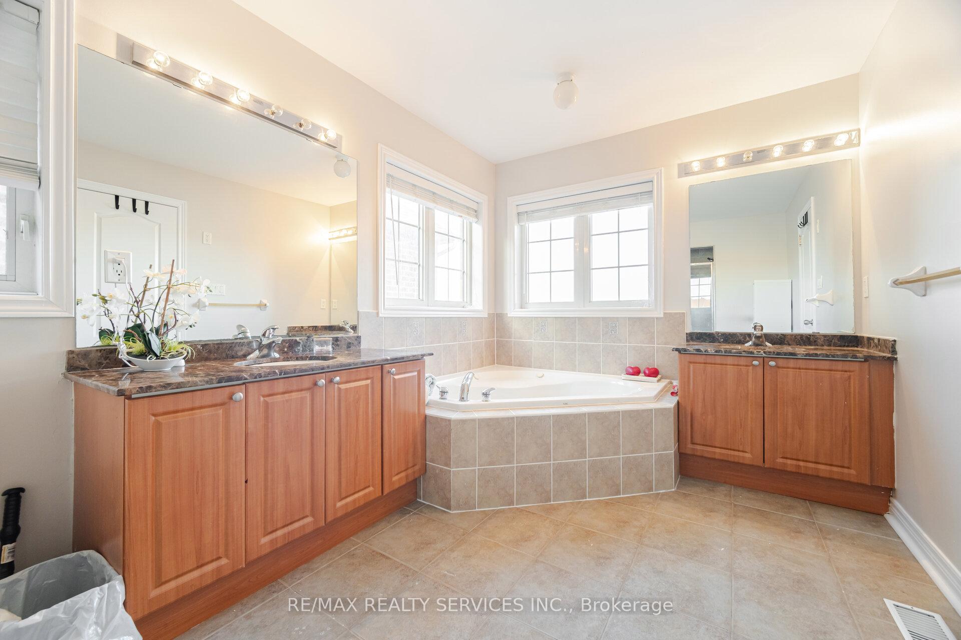 Photo 10 of 9 Watchman Road, Brampton, Bram East — HOMEH