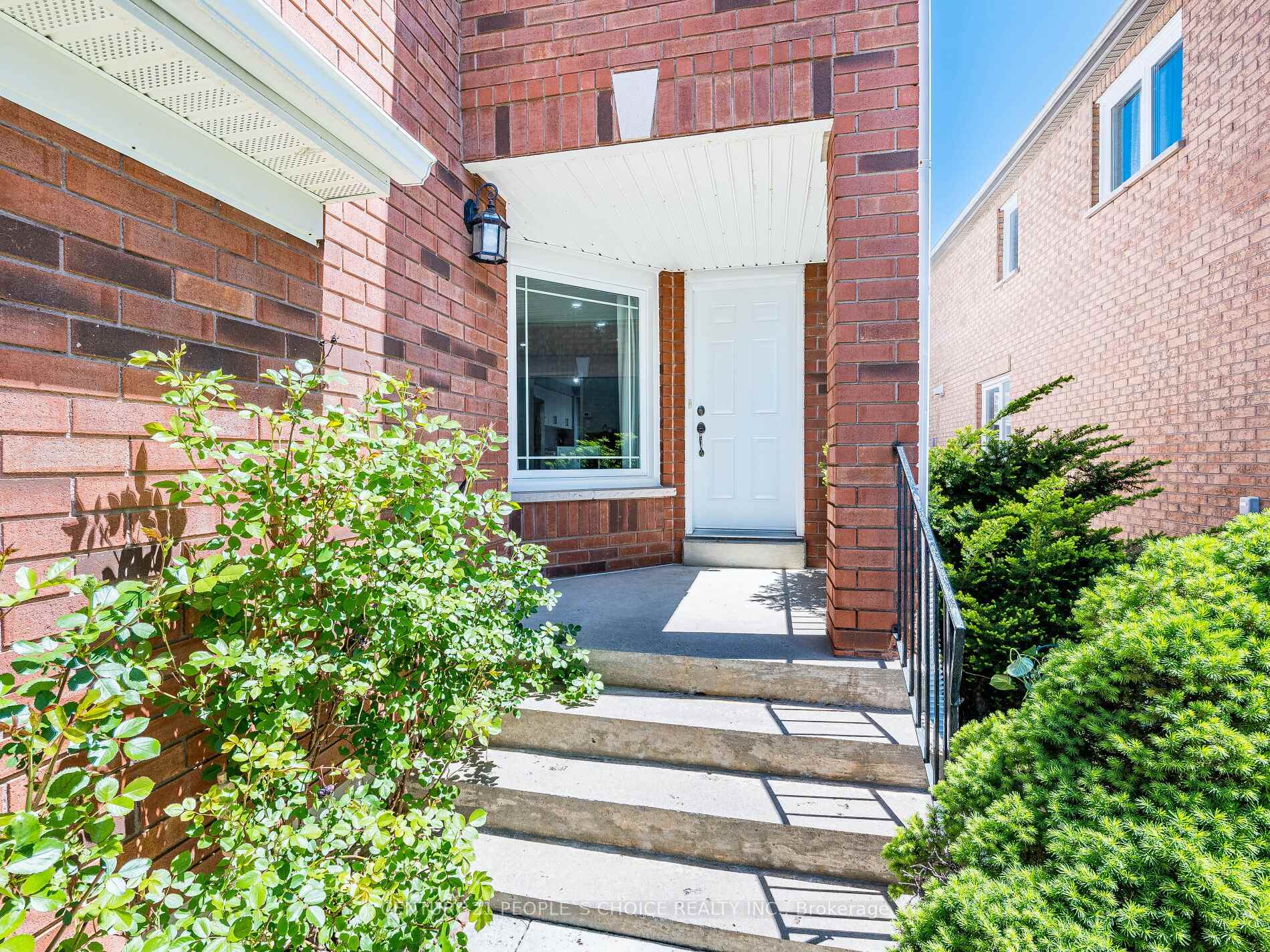 Photo 35 of 175 Fernforest Drive, Brampton, Sandringham-Wellington — HOMEH