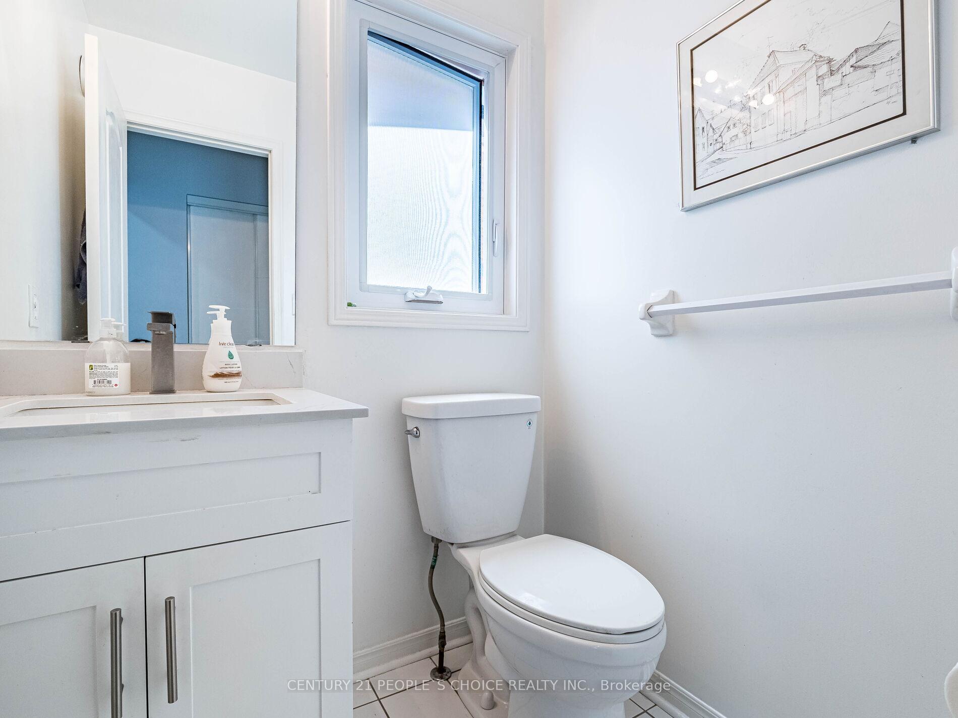 Photo 15 of 175 Fernforest Drive, Brampton, Sandringham-Wellington — HOMEH