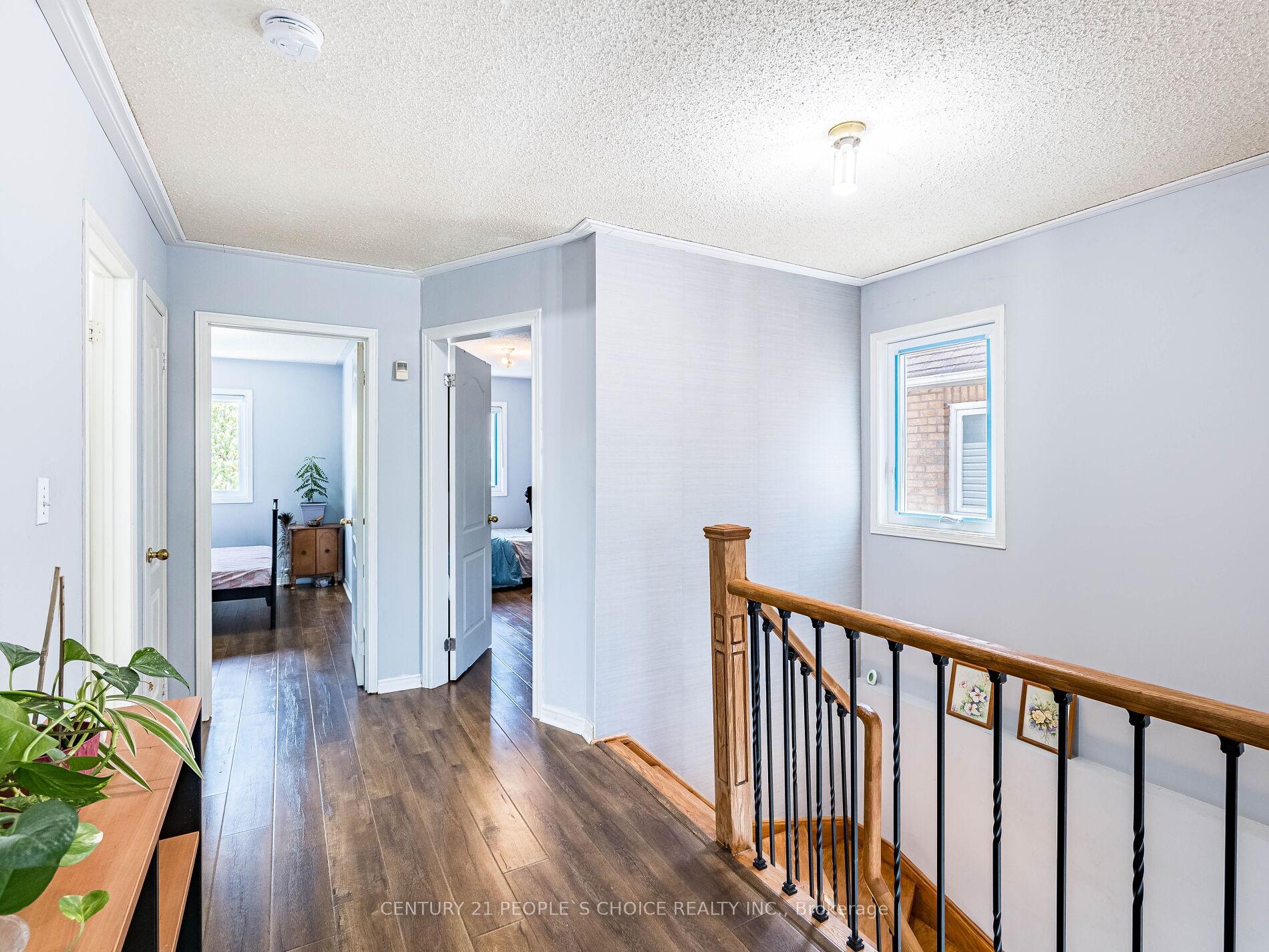Photo 18 of 175 Fernforest Drive, Brampton, Sandringham-Wellington — HOMEH