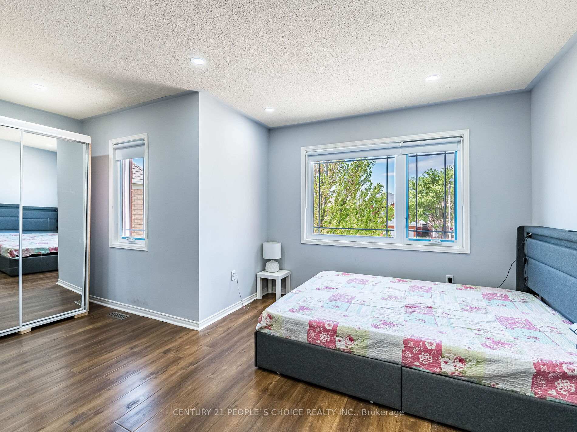 Photo 30 of 175 Fernforest Drive, Brampton, Sandringham-Wellington — HOMEH