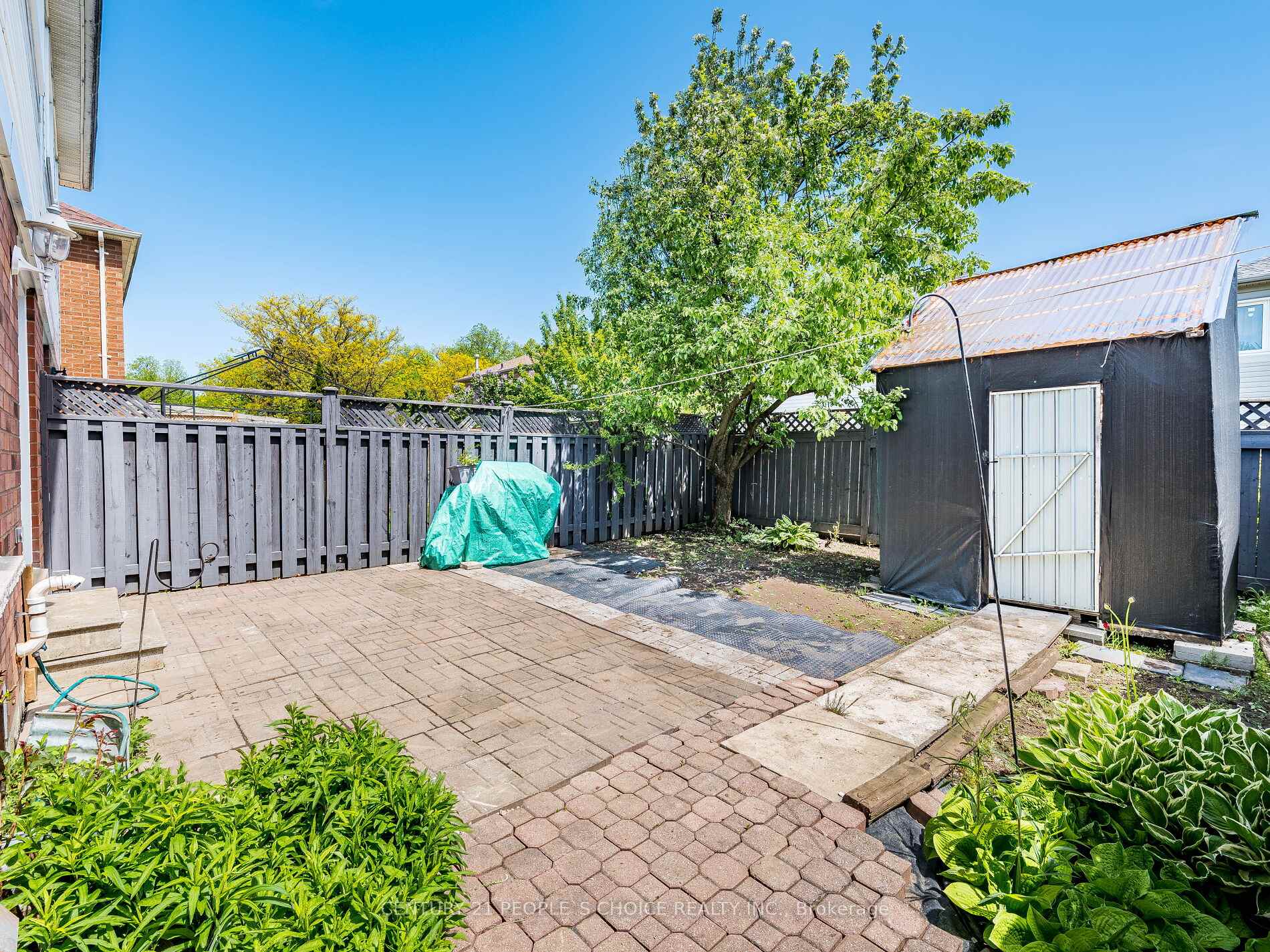 Photo 42 of 175 Fernforest Drive, Brampton, Sandringham-Wellington — HOMEH