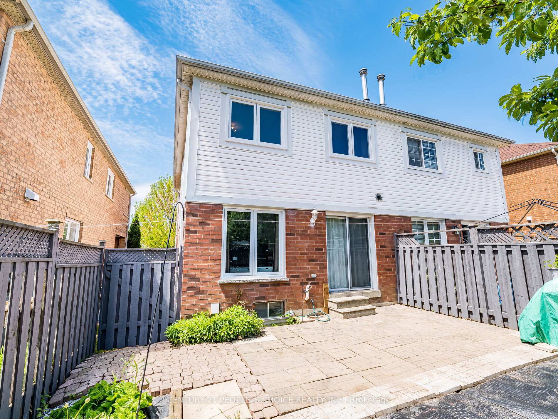 Photo 25 of 175 Fernforest Drive, Brampton, Sandringham-Wellington — HOMEH