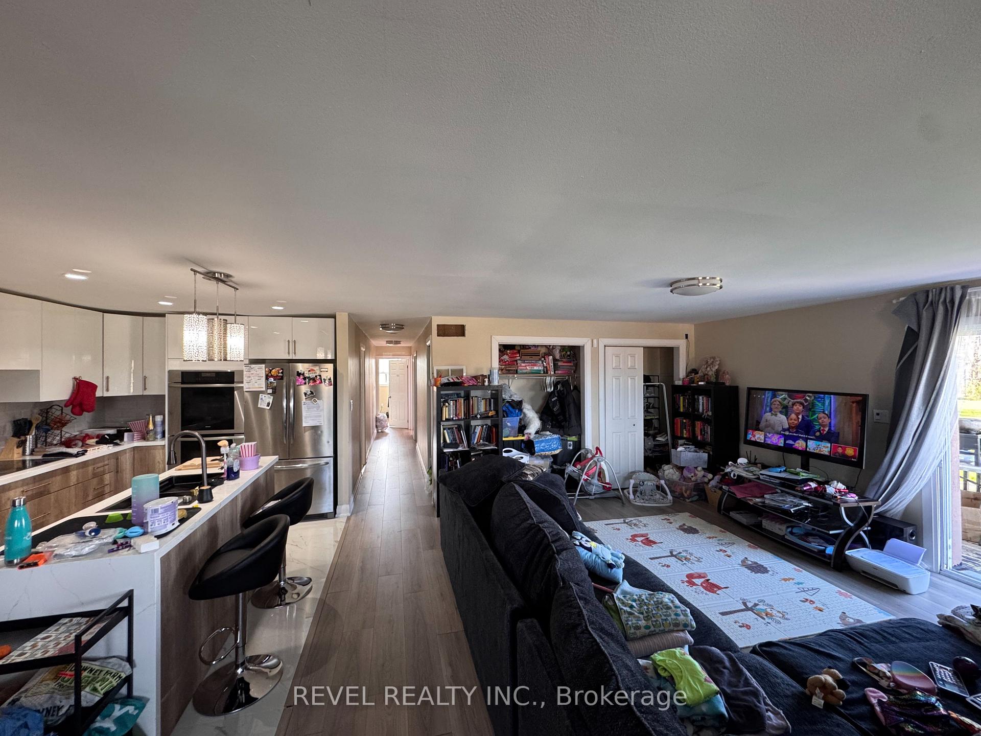 Photo 6 of 804 Green Mountain Road E, Hamilton, Rural Stoney Creek — HOMEH