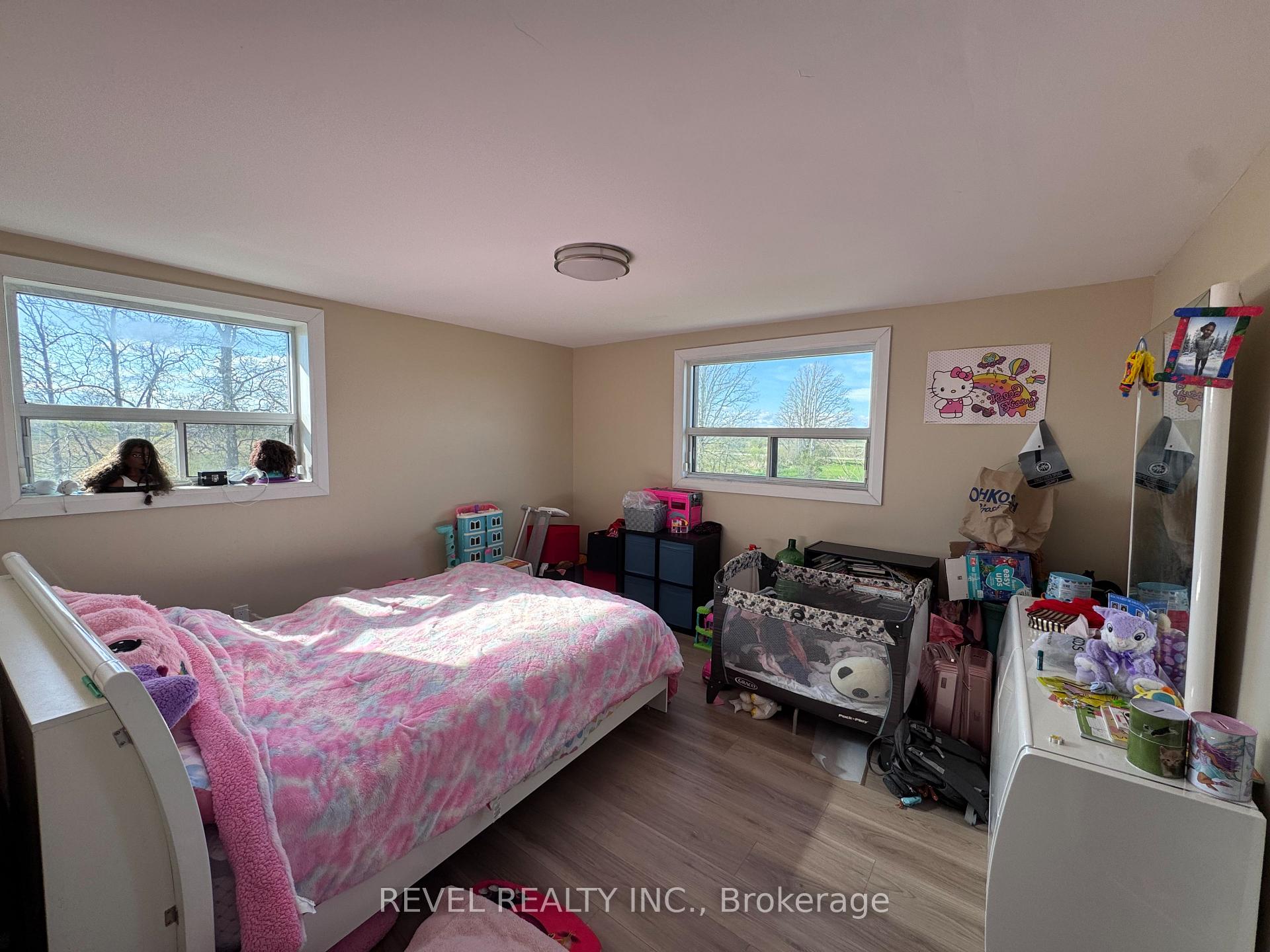 Photo 17 of 804 Green Mountain Road E, Hamilton, Rural Stoney Creek — HOMEH