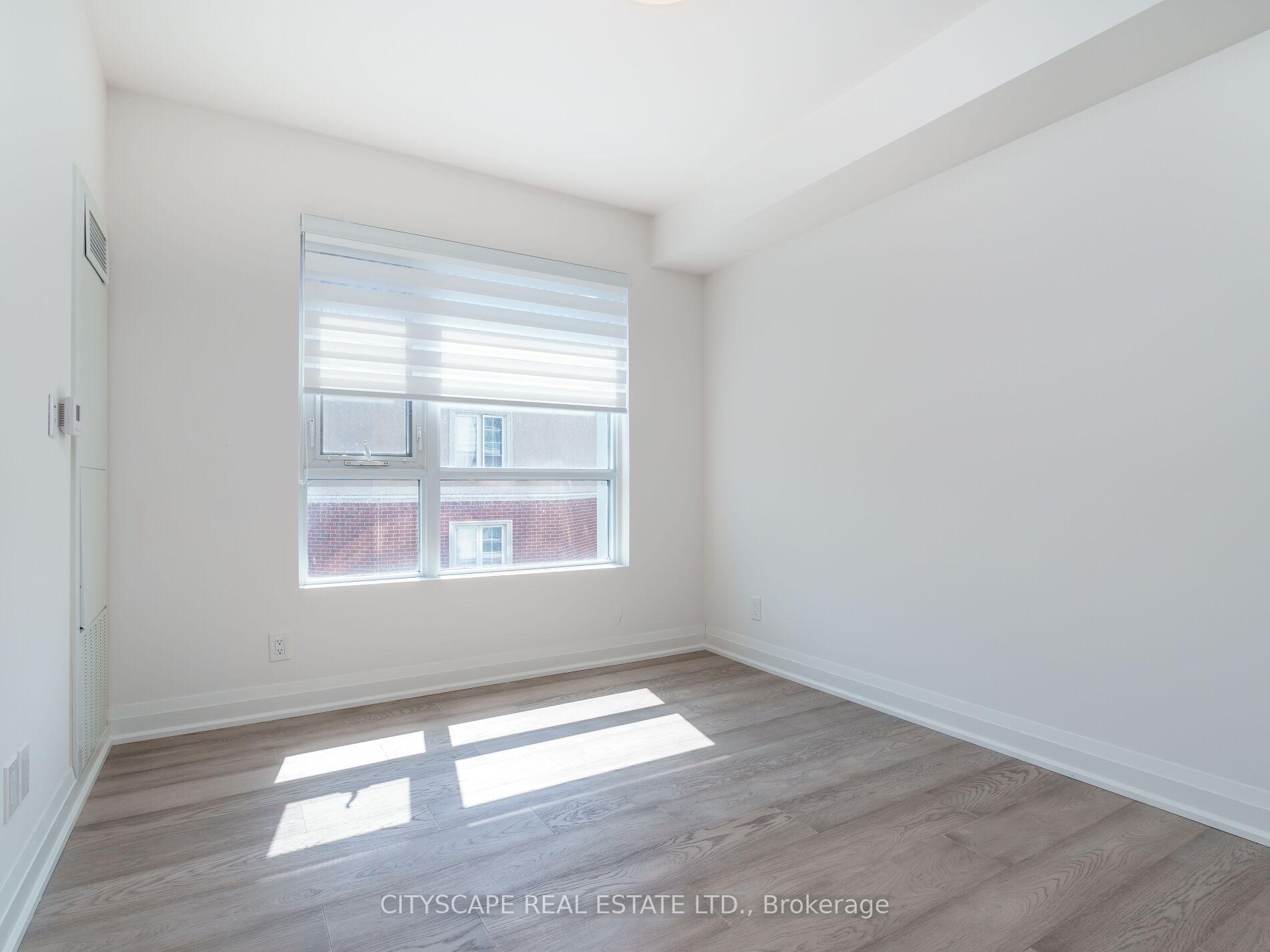 Photo 15 of Unit 607, 58 Lakeside Terrace N, Barrie, Little Lake — HOMEH