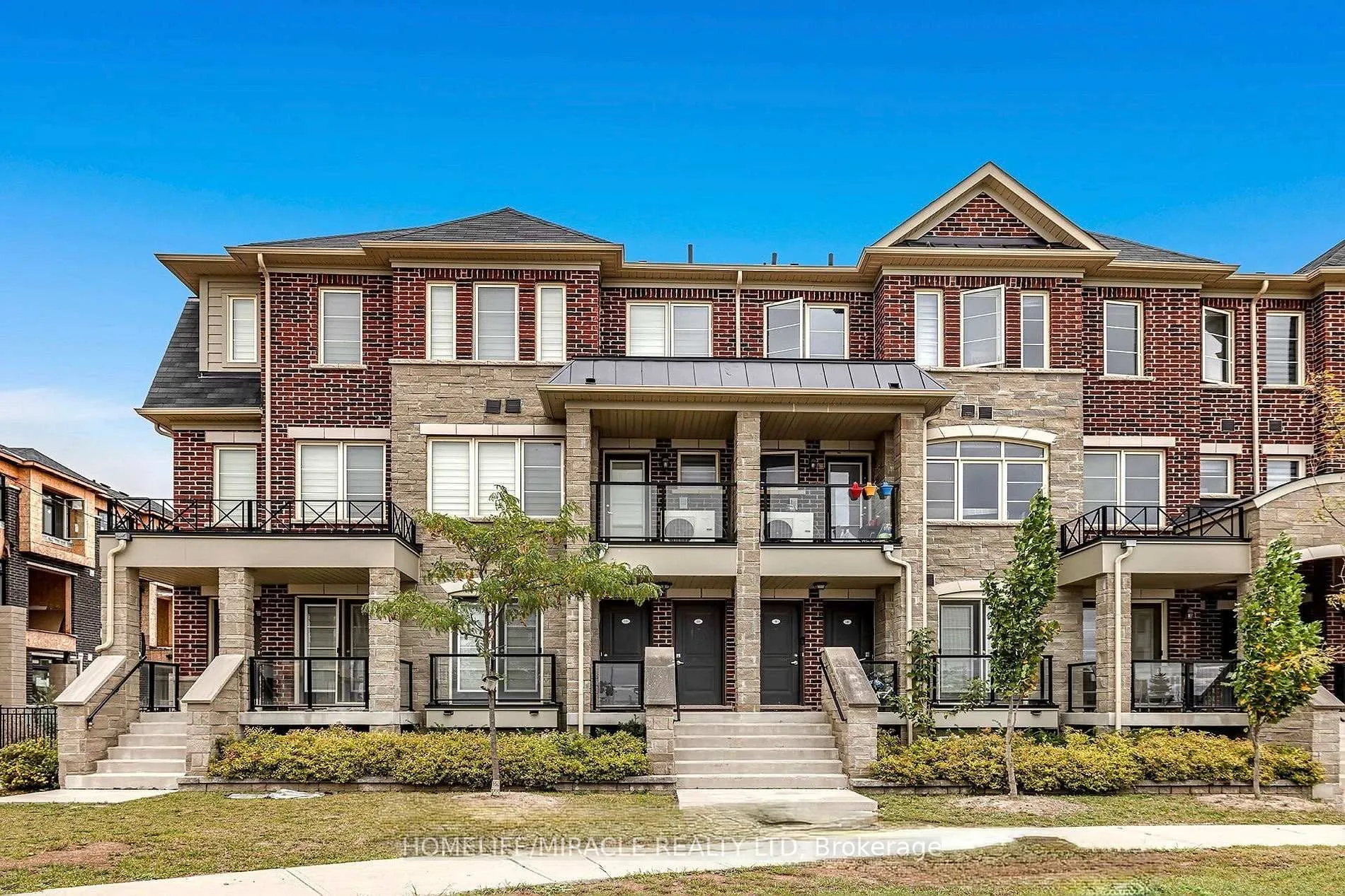 Photo 1 of Unit 5, 200 Veterans Drive, Brampton, Northwest Brampton — HOMEH