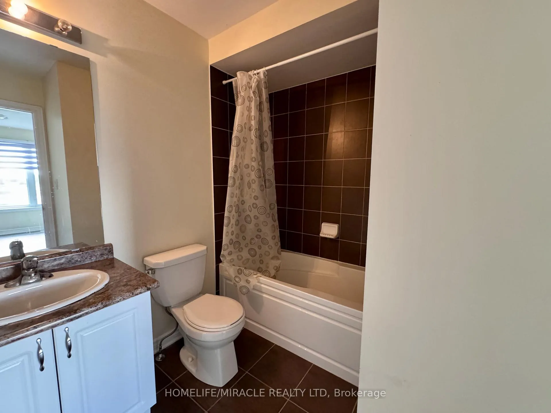 Photo 21 of Unit 5, 200 Veterans Drive, Brampton, Northwest Brampton — HOMEH