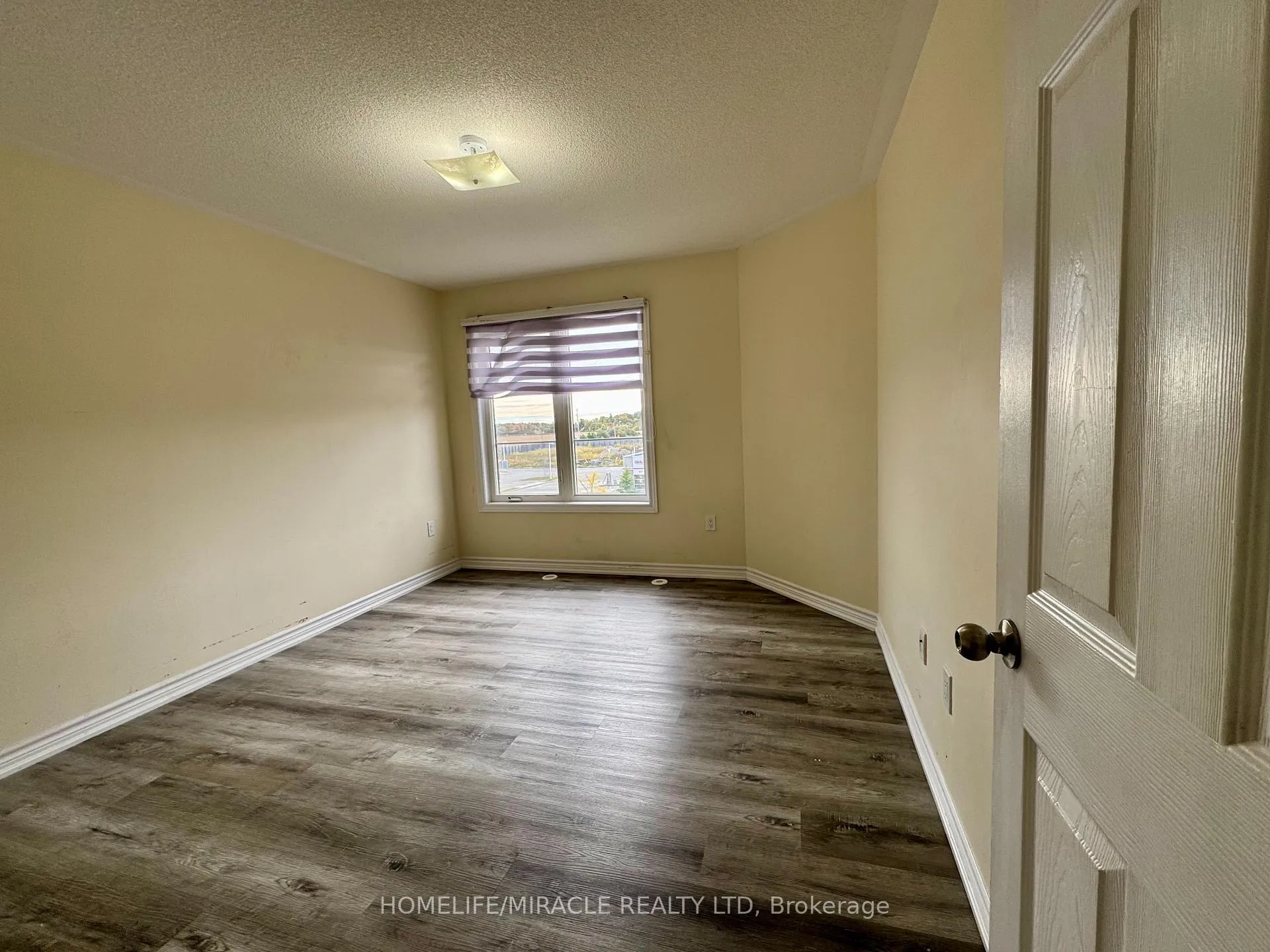 Photo 23 of Unit 5, 200 Veterans Drive, Brampton, Northwest Brampton — HOMEH
