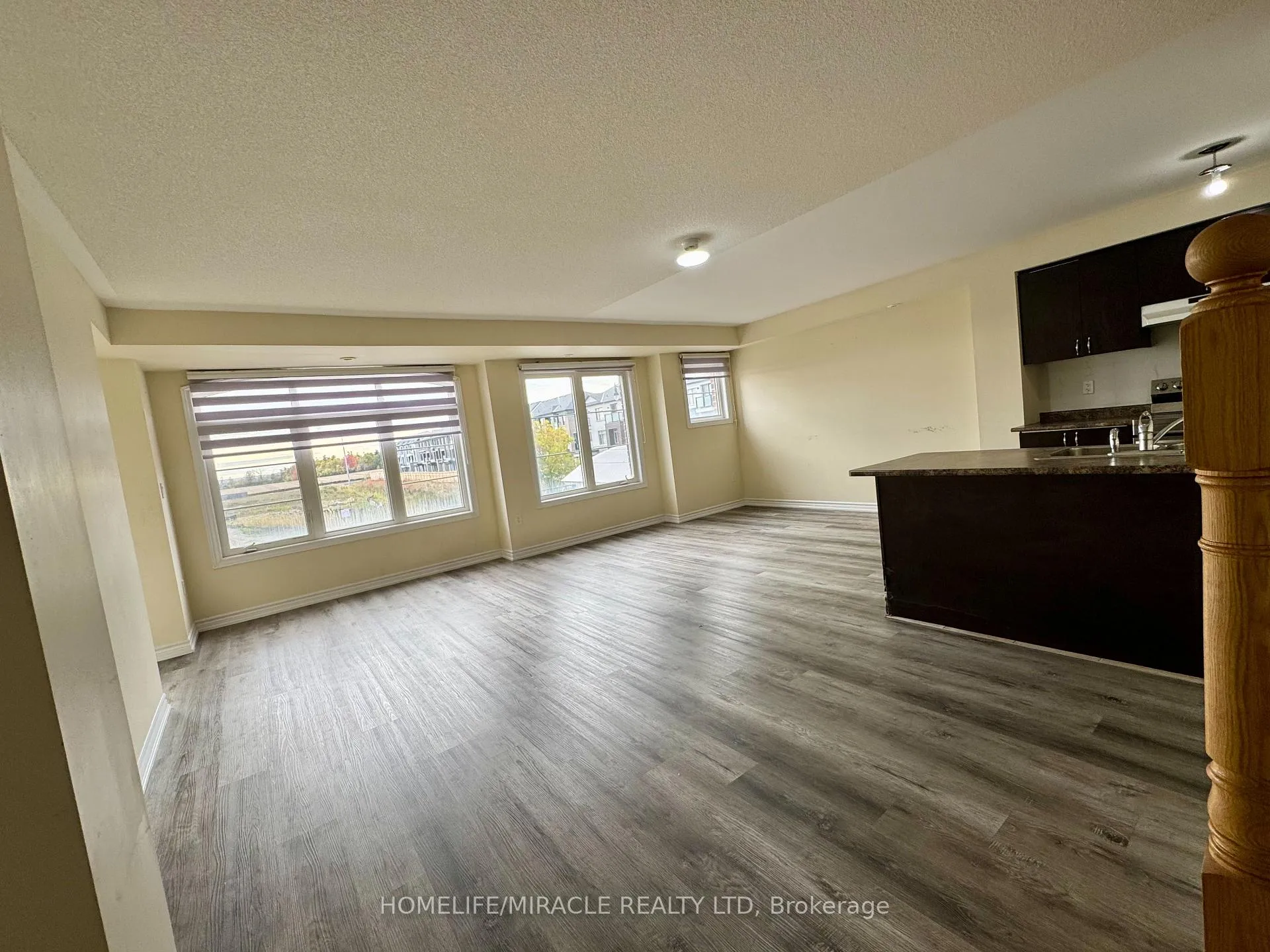 Photo 25 of Unit 5, 200 Veterans Drive, Brampton, Northwest Brampton — HOMEH