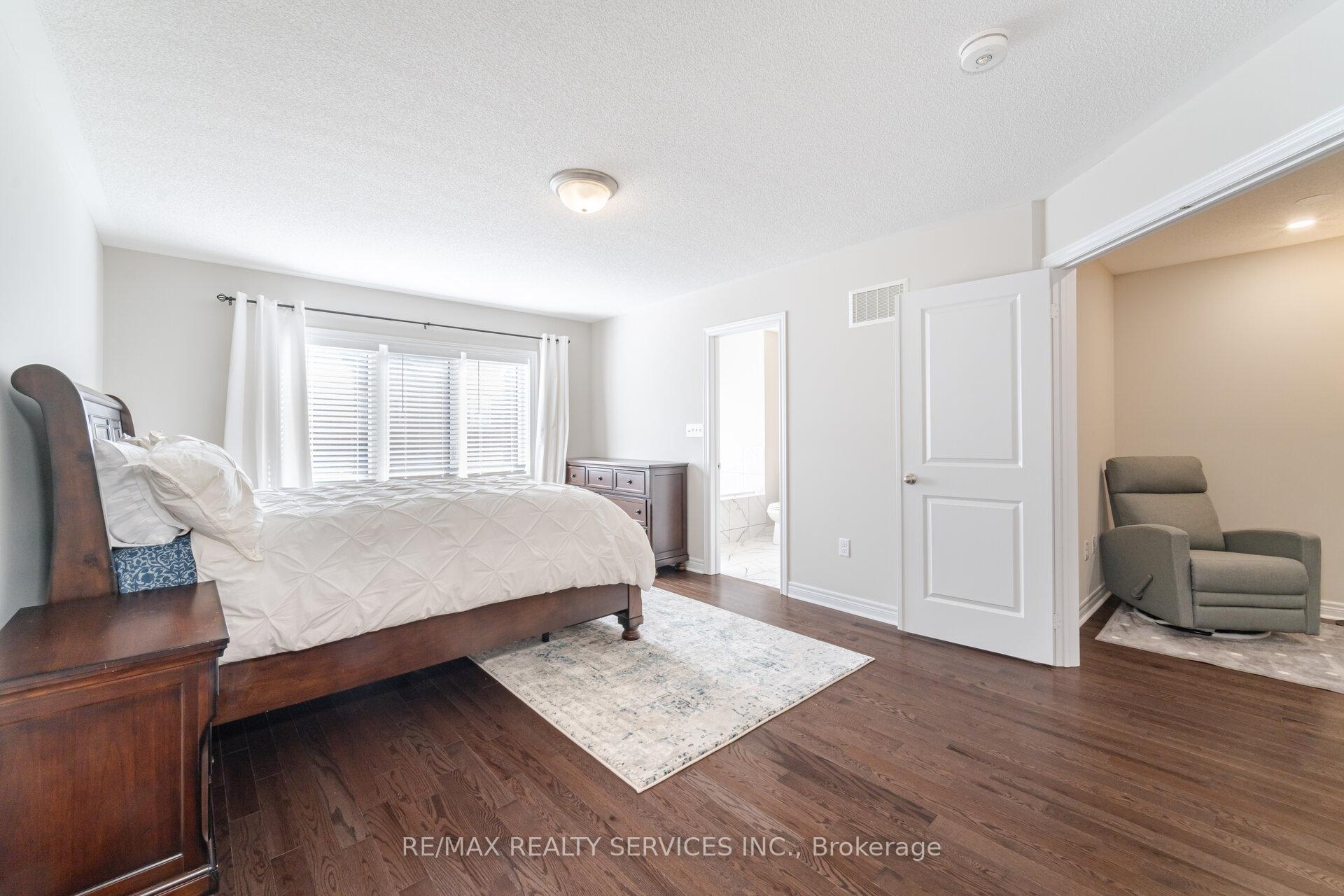 Photo 28 of 5 Pearman Crescent, Brampton, Northwest Brampton — HOMEH