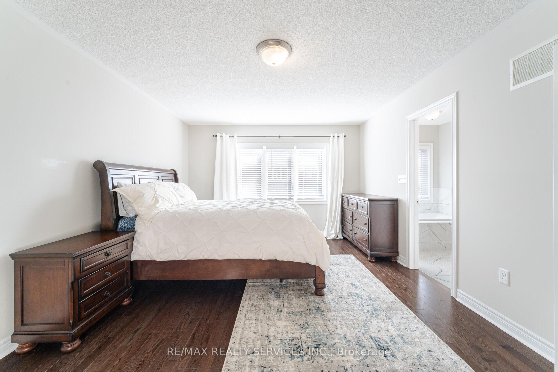 Photo 29 of 5 Pearman Crescent, Brampton, Northwest Brampton — HOMEH