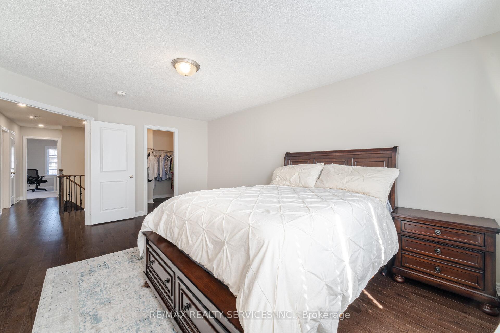 Photo 30 of 5 Pearman Crescent, Brampton, Northwest Brampton — HOMEH