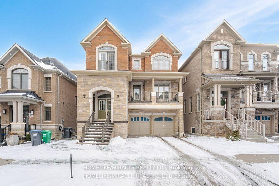 Front of 84 Roulette Crescent