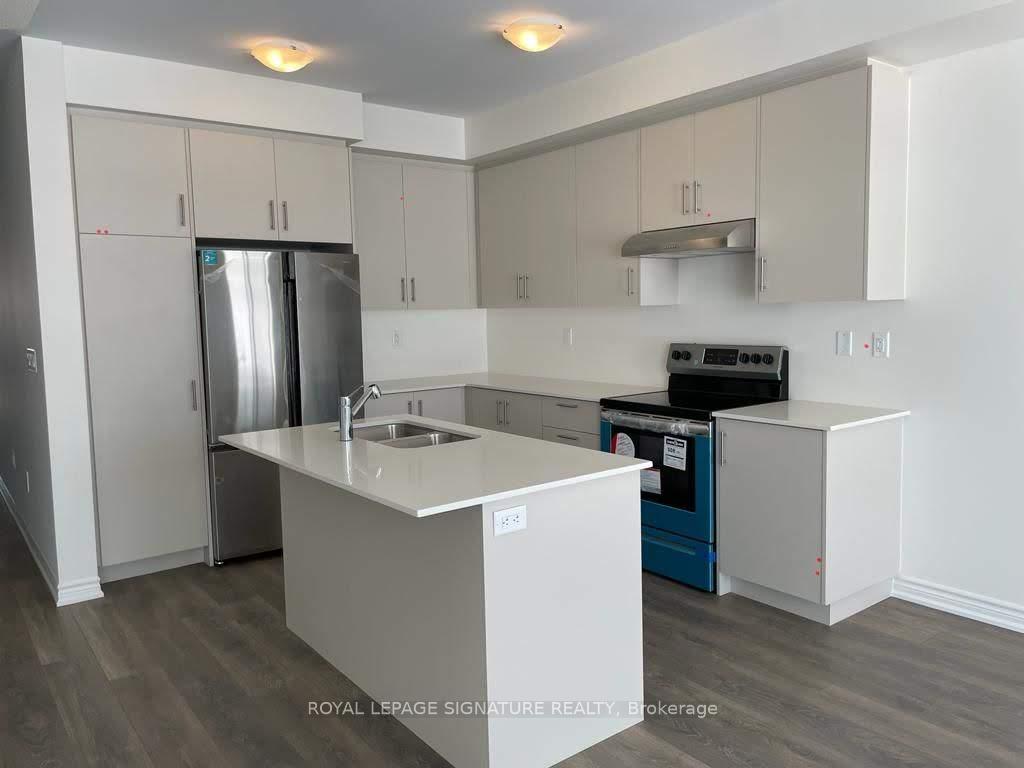 Photo 4 of 41 Greer Street, Barrie, Rural Barrie Southeast — HOMEH