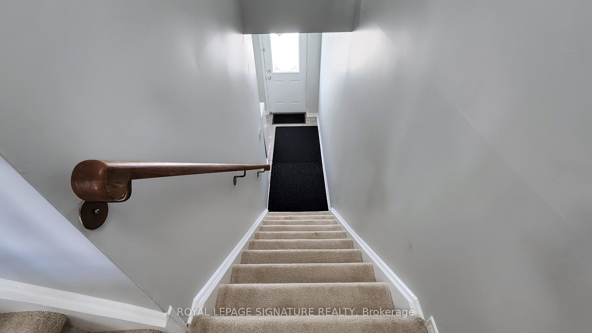 Photo 43 of 16 Pennefather Lane, Ajax, Central — HOMEH