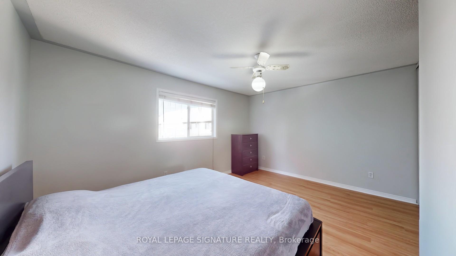 Photo 52 of 16 Pennefather Lane, Ajax, Central — HOMEH