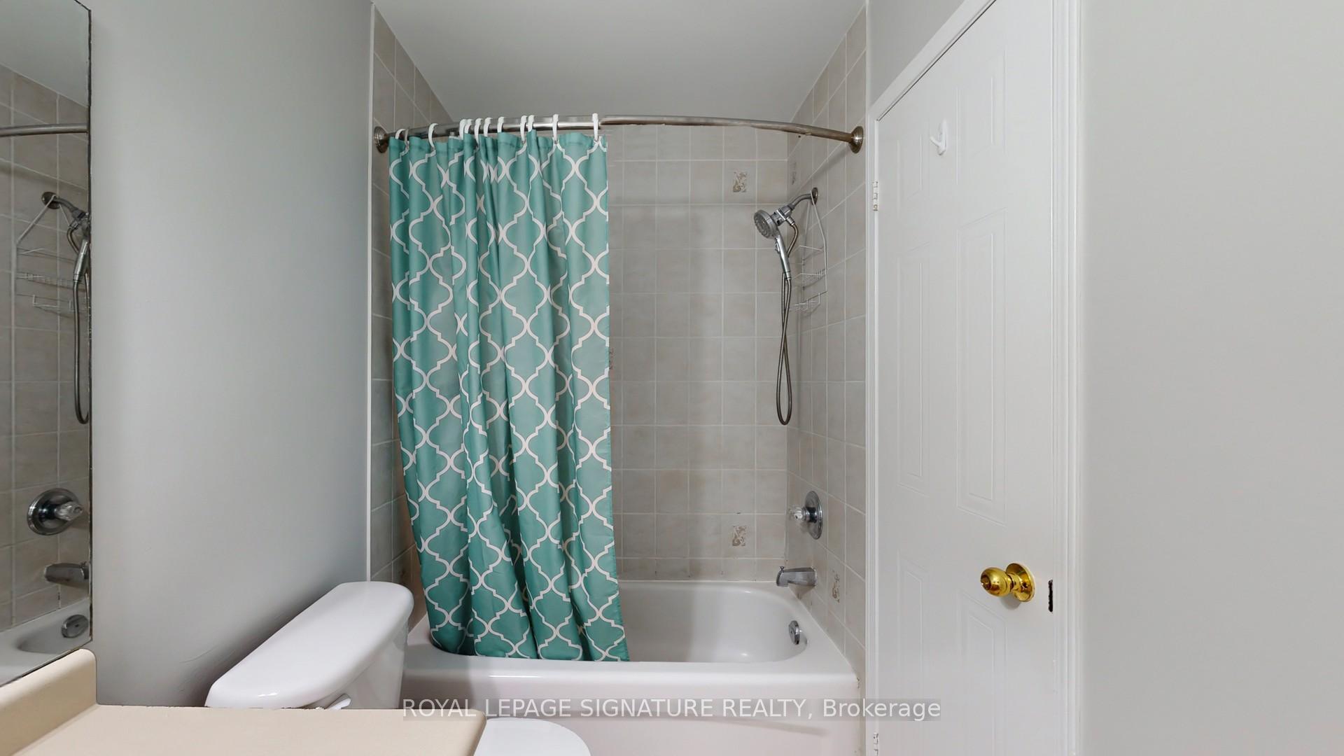 Photo 59 of 16 Pennefather Lane, Ajax, Central — HOMEH