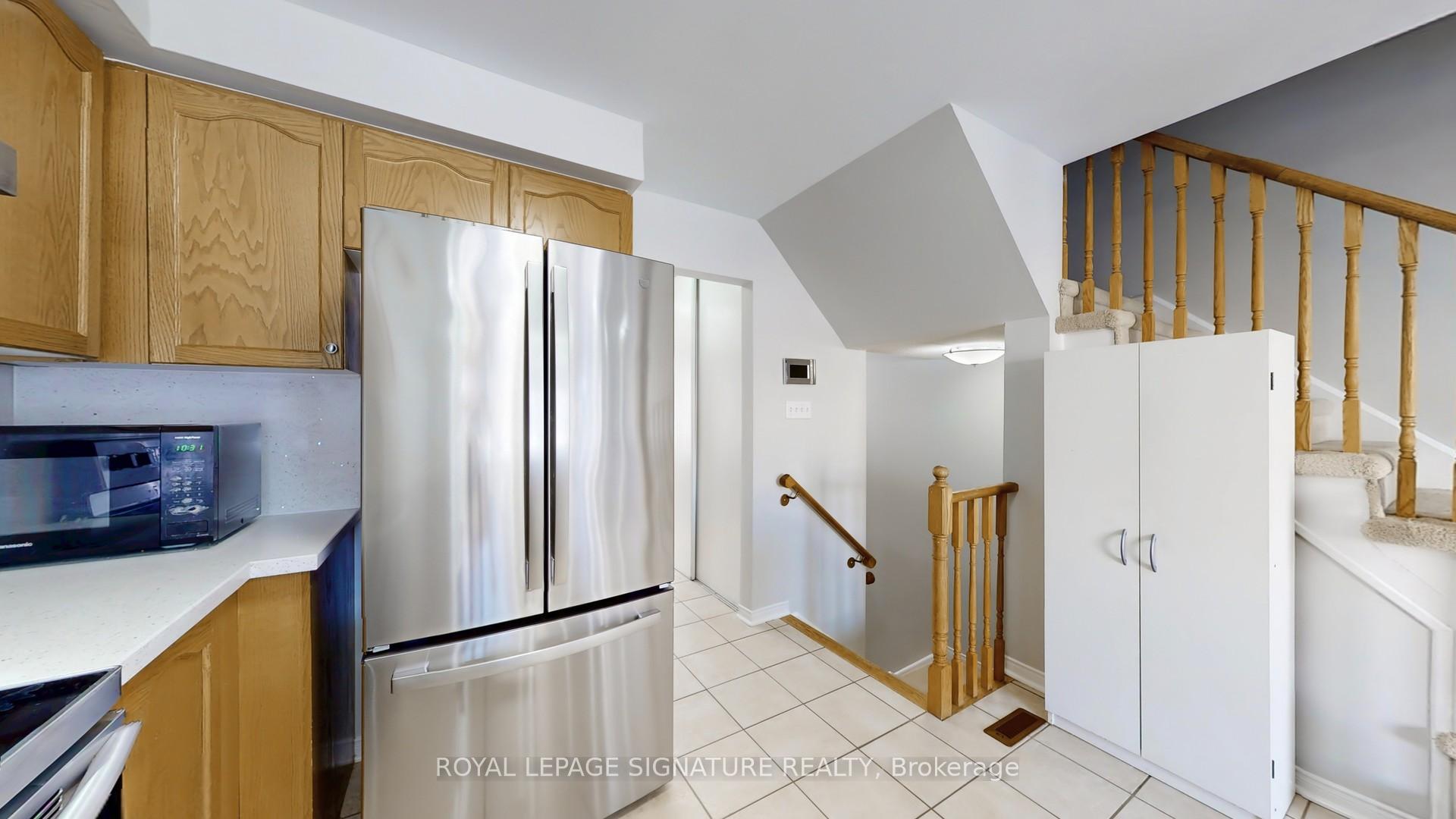 Photo 34 of 16 Pennefather Lane, Ajax, Central — HOMEH